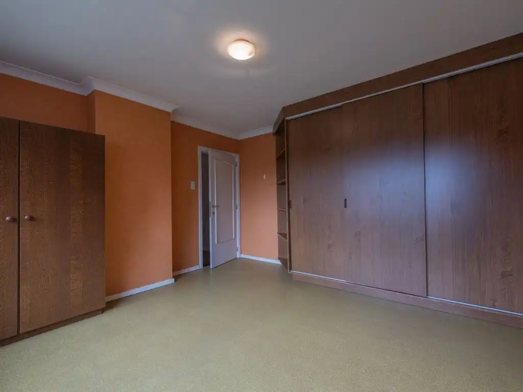 Goed onderhouden, op te frissen splitlevel woning foto 30