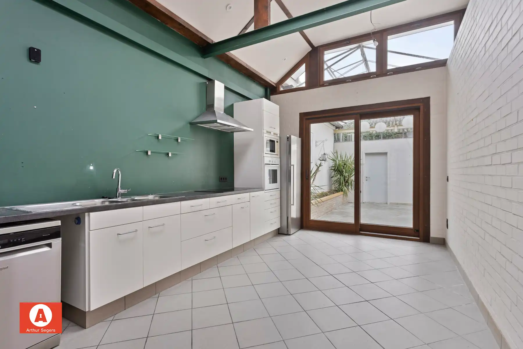 Energiezuinig gelijkvloers app: 116 m², pal bij het centrum. foto 7