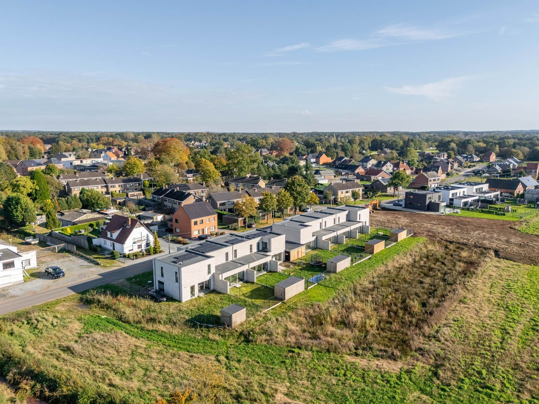 Lot 5: Halfopen bebouwing met 3 slpk., tuin en fietsberging foto 17