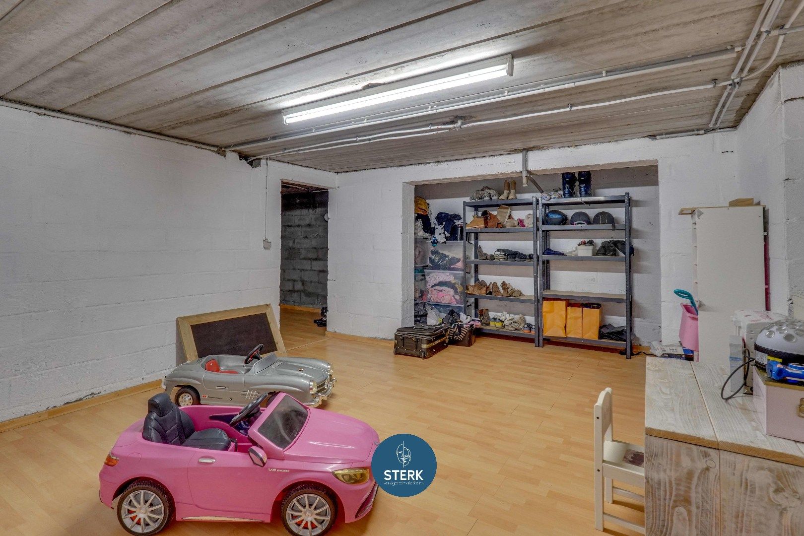 INSTAPKLARE GEZINSWONING MET 5 SLPKS OP PERCEEL VAN 931M² TE REKEM ! foto 19