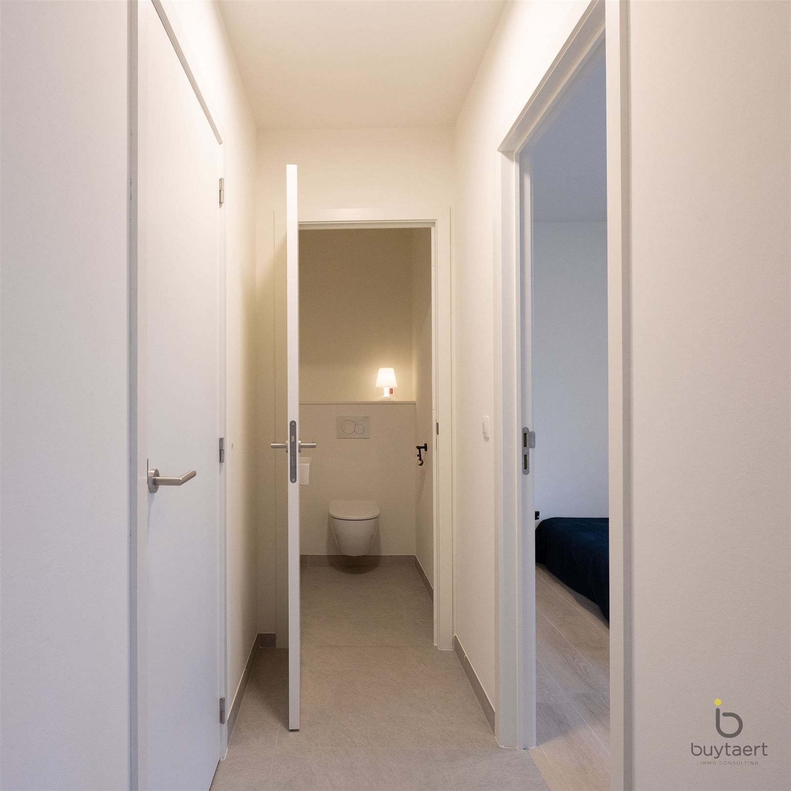 Gelijkvloers appartement met 1 Slaapkamer te Zoersel. foto 11