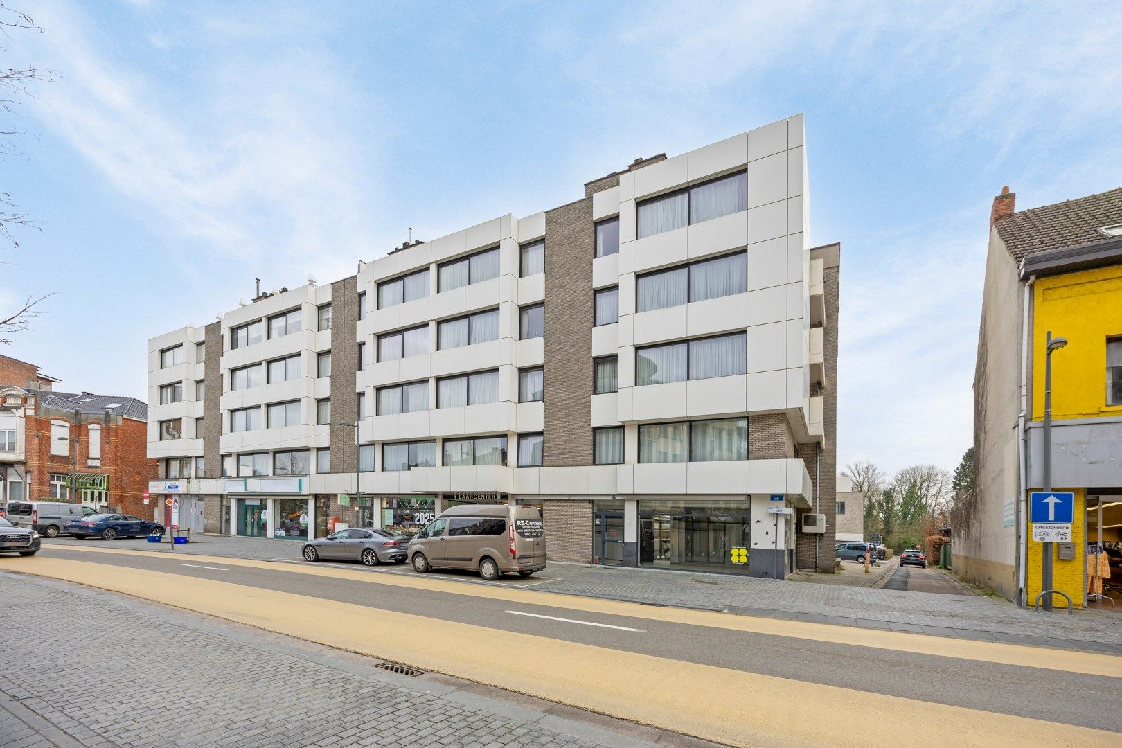 Gunstig gelegen handelsruimte van 56 m² in gallerij "Laarcenter". foto 13