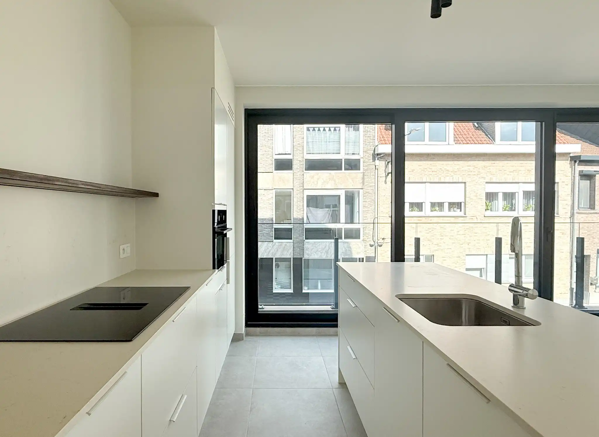 Nieuwbouwappartement op de eerste verdieping met terras en twee slaapkamers foto 4