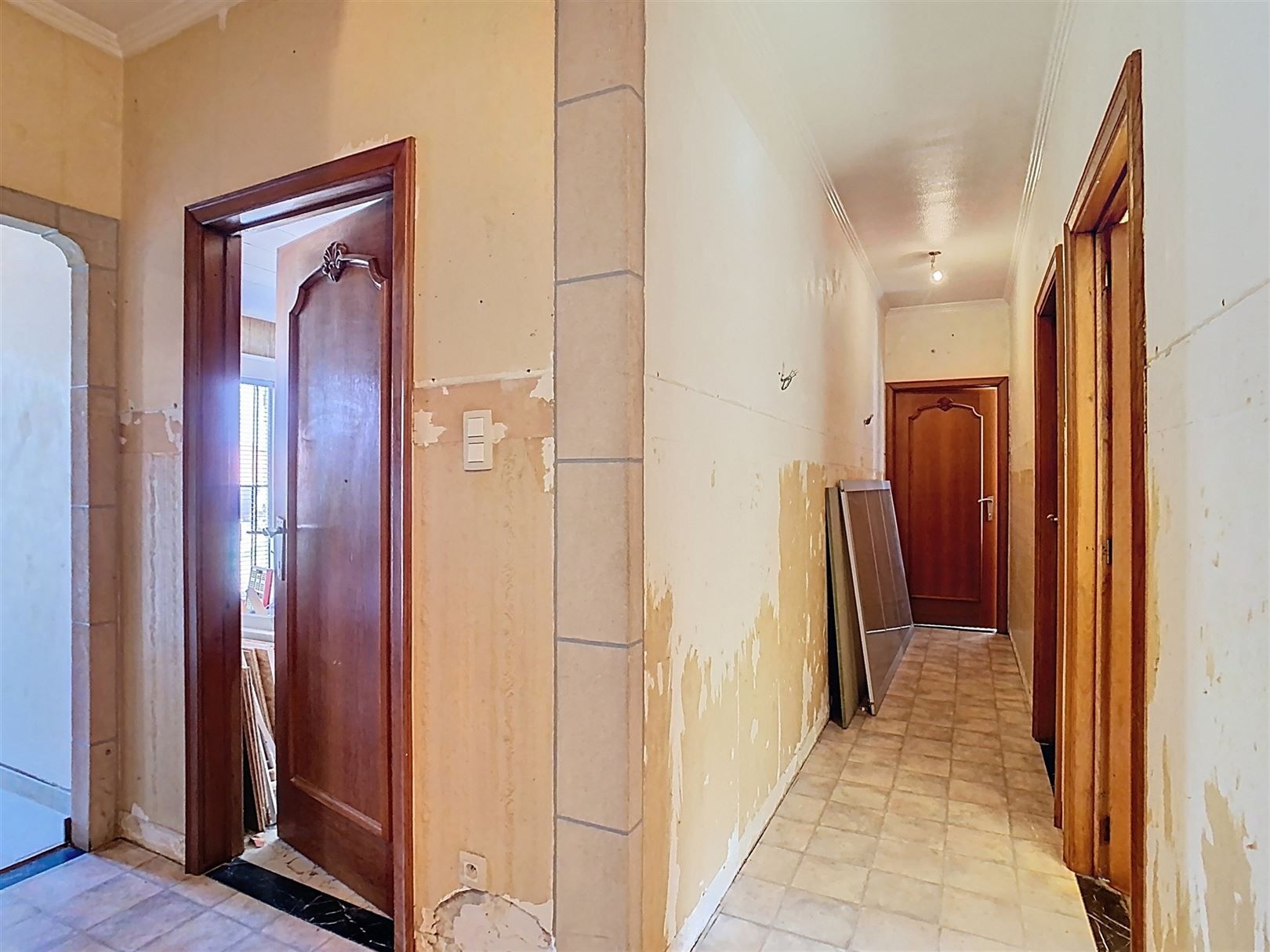 Ruime woning af te werken, 3/5 slpks, garage, tuin, 16a 03ca foto 15