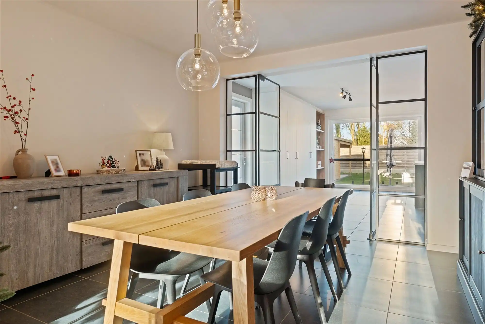 PRACHTIGE , INSTAPKLARE WONING OP TOP-LIGGING! foto 11