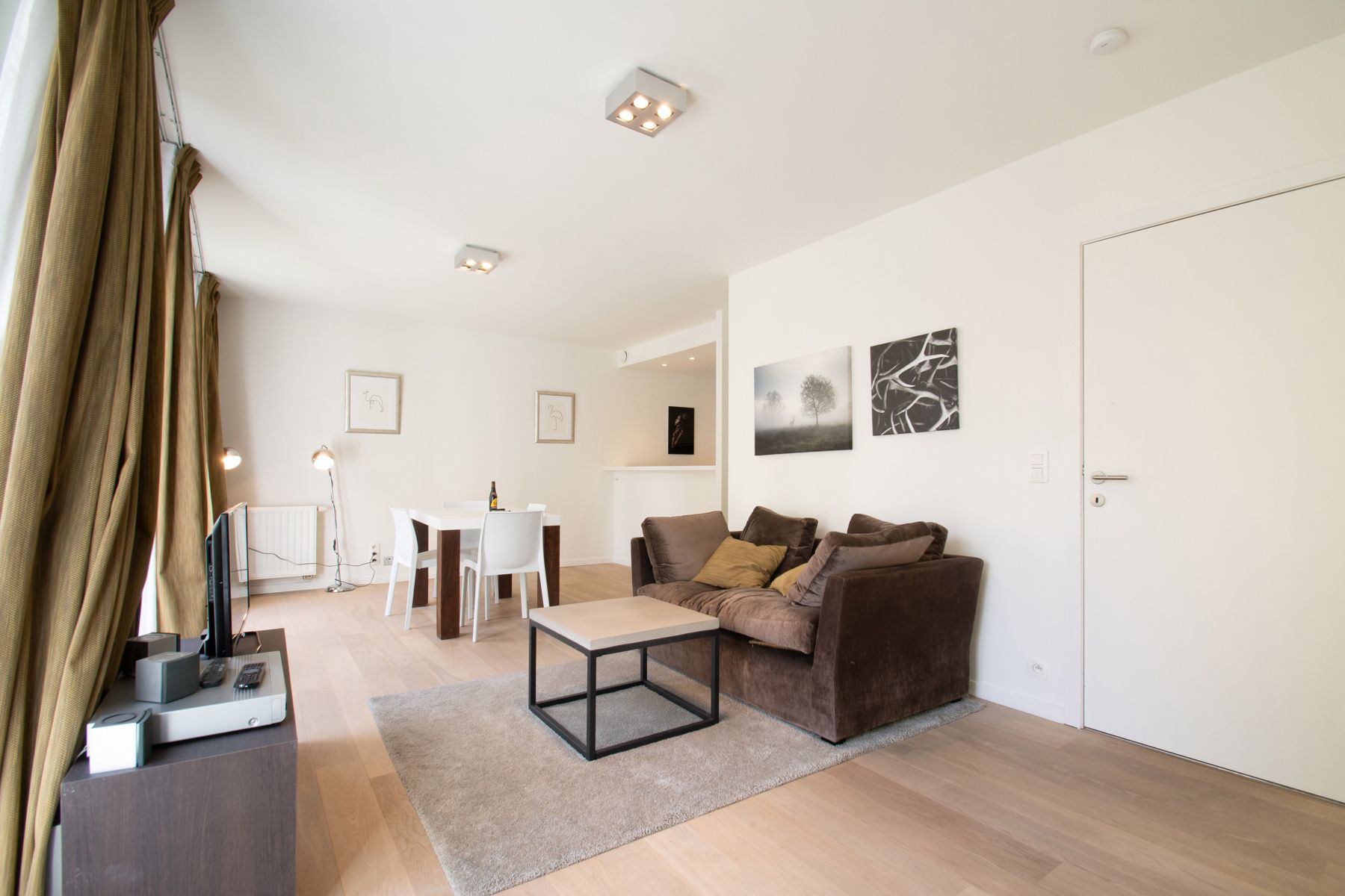 Prachtig gemeubeld appartement - 1 Kamer + Terras foto 3