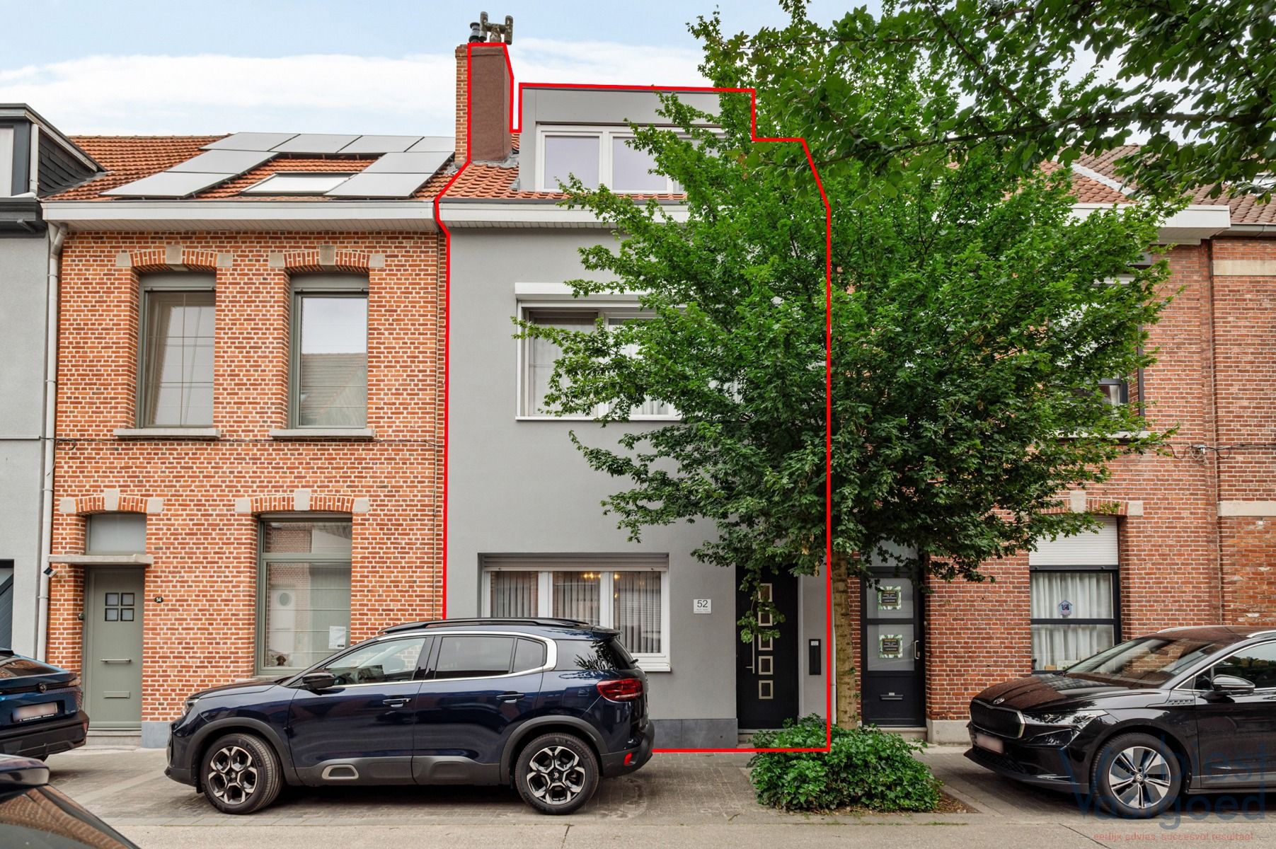 Energiezuinige en charmante woning in het hart van Schoten foto {{pictureIndex}}