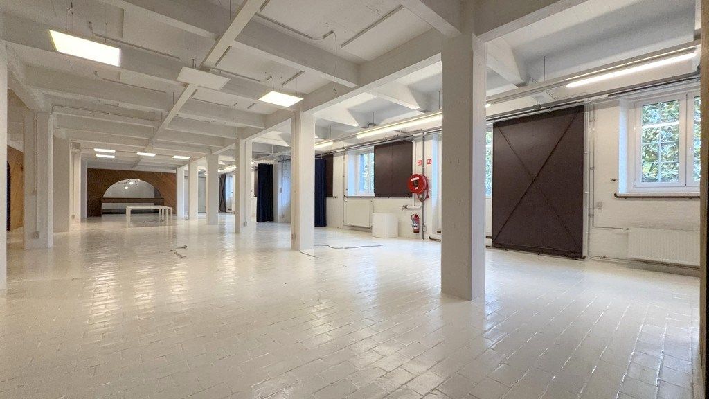 Kantoren te huur in gerenoveerd pakhuis La Cloche in Antwerpen foto 10