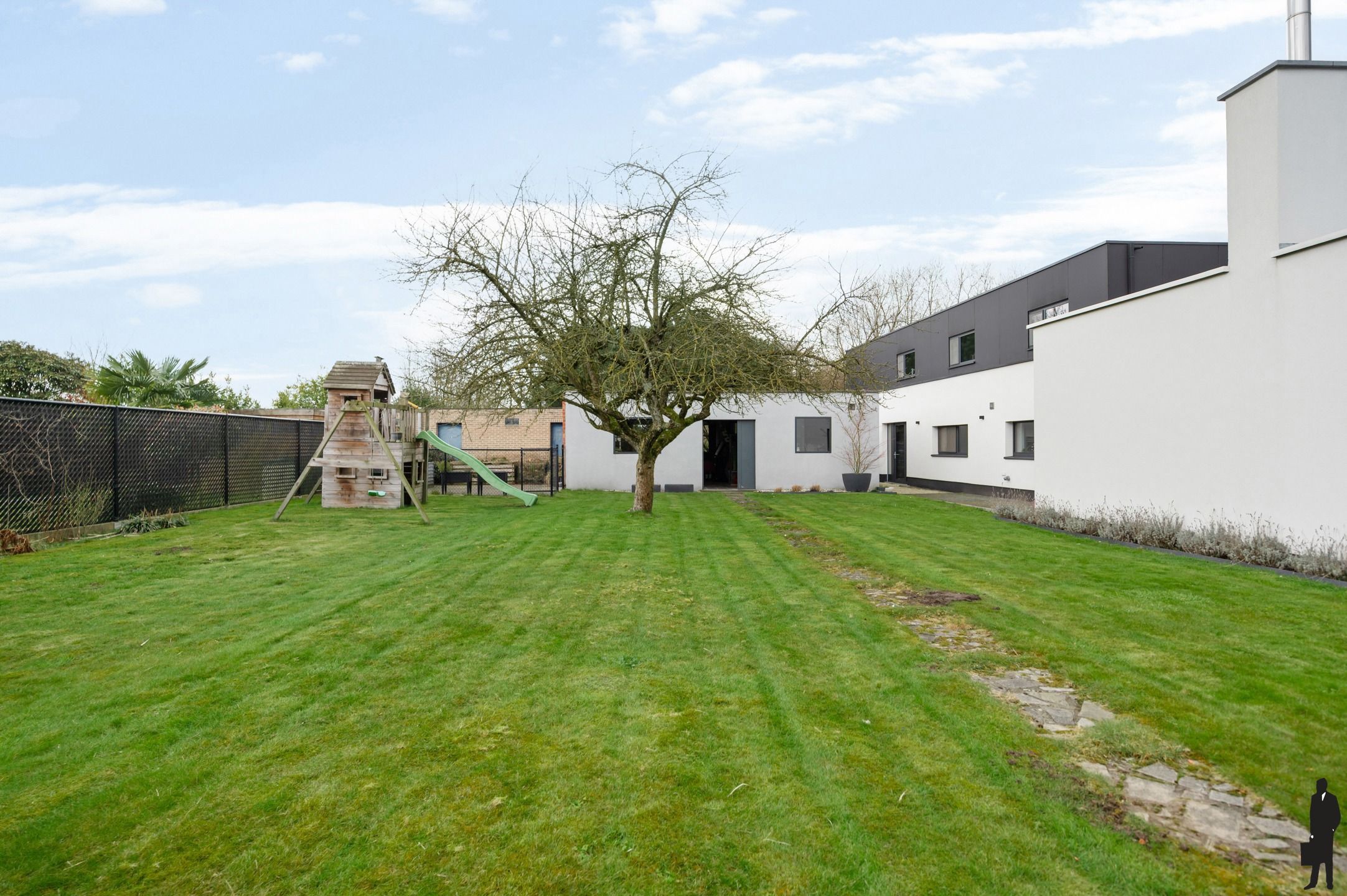 Gerenoveerde ruime woning in het centrum van Blaasveld foto 8
