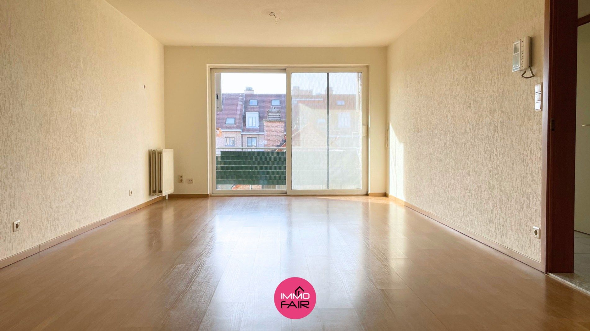 Instapklaar en budgetvriendelijk appartement in hartje Lanaken foto 2