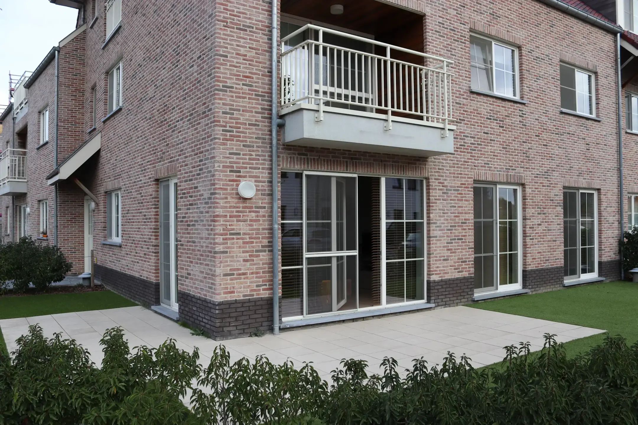 Serskamp - Gelijkvloers appartement met autostaanplaats foto 3
