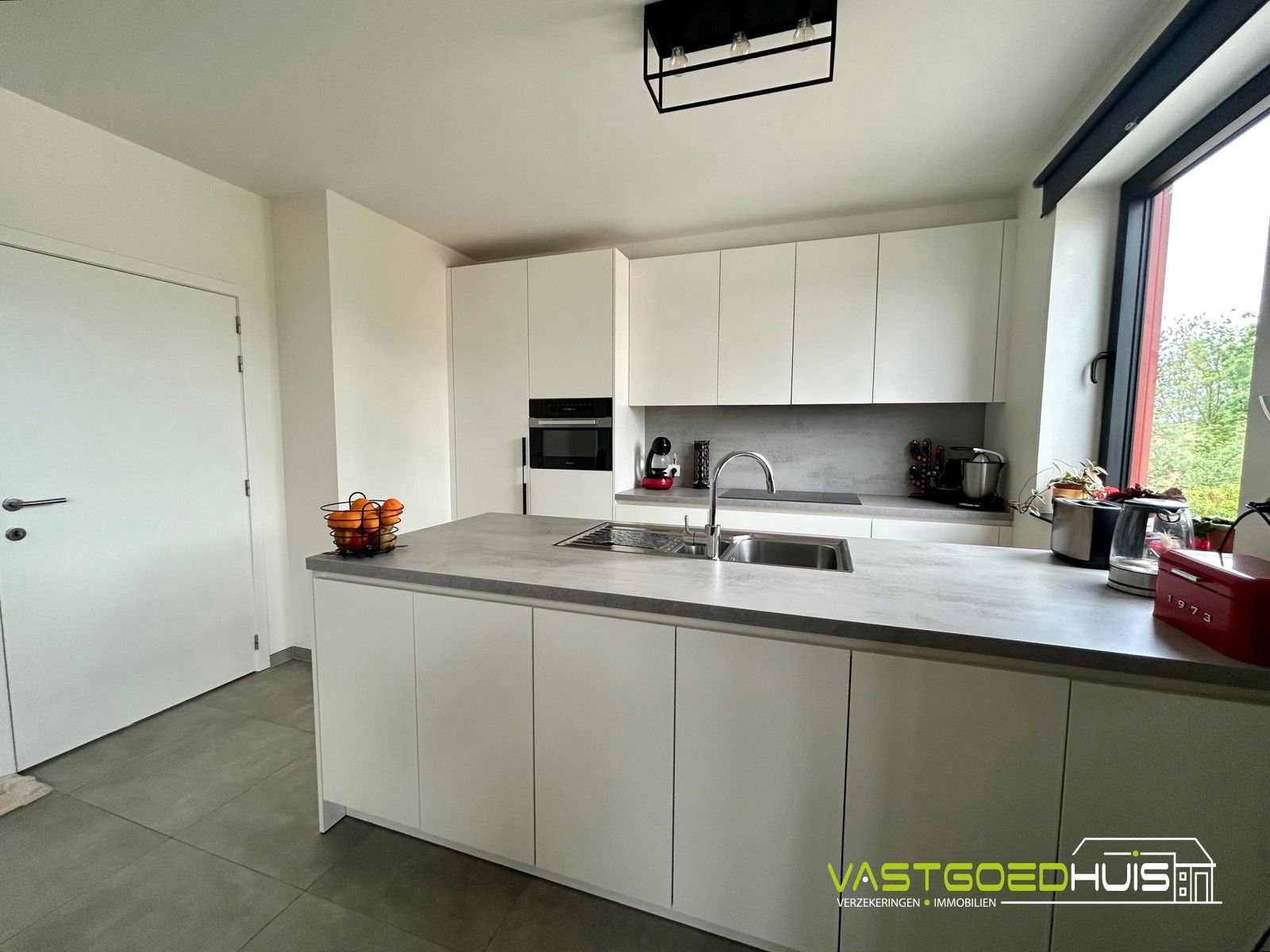Stijlvol en energiezuinig duplexappartement met groot terras foto 10