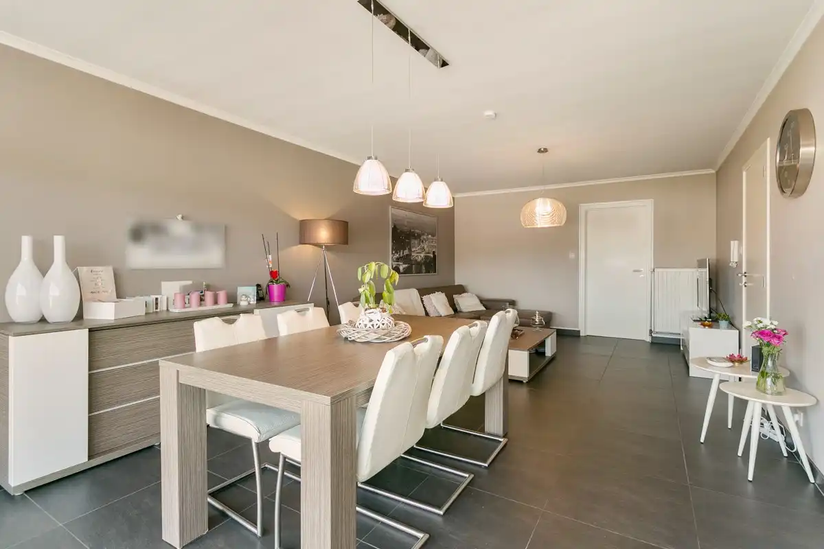 Appartement met twee slaapkamers en autostaanplaats in de ondergrondse garage in Rekem/Lanaken! foto 6