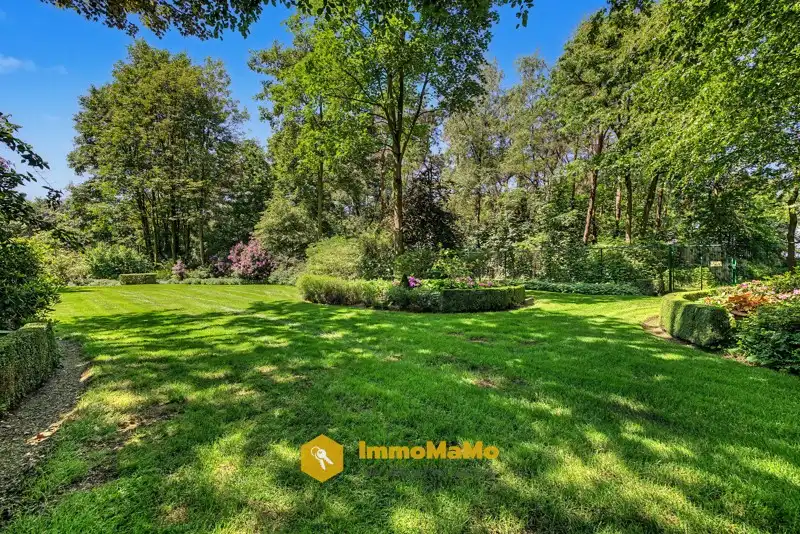 STIJLVOLLE VILLA OP 10.397m2 MET AANGELEGDE PARKTUIN - TE KOOP foto 36