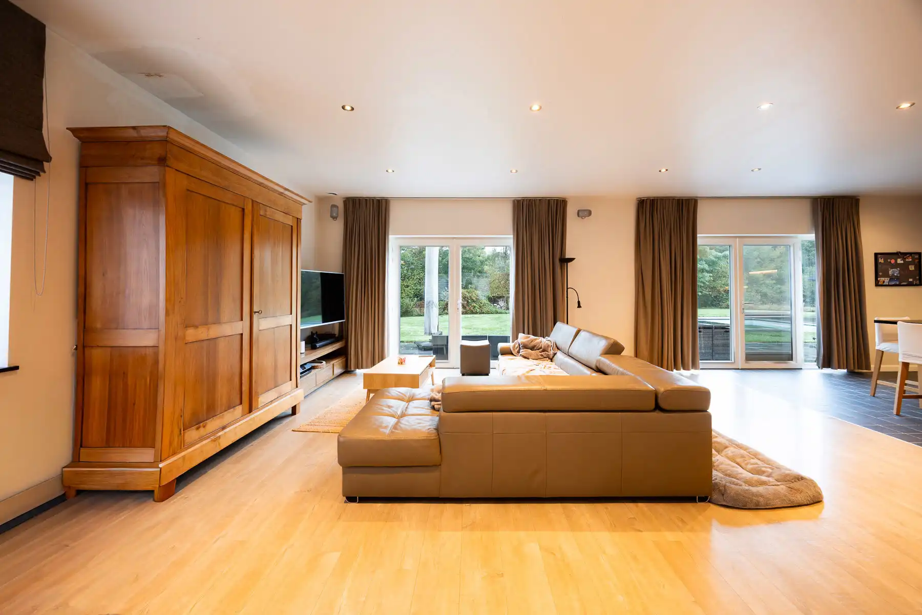 Charmante villa in landelijke stijl met zwembad foto 6