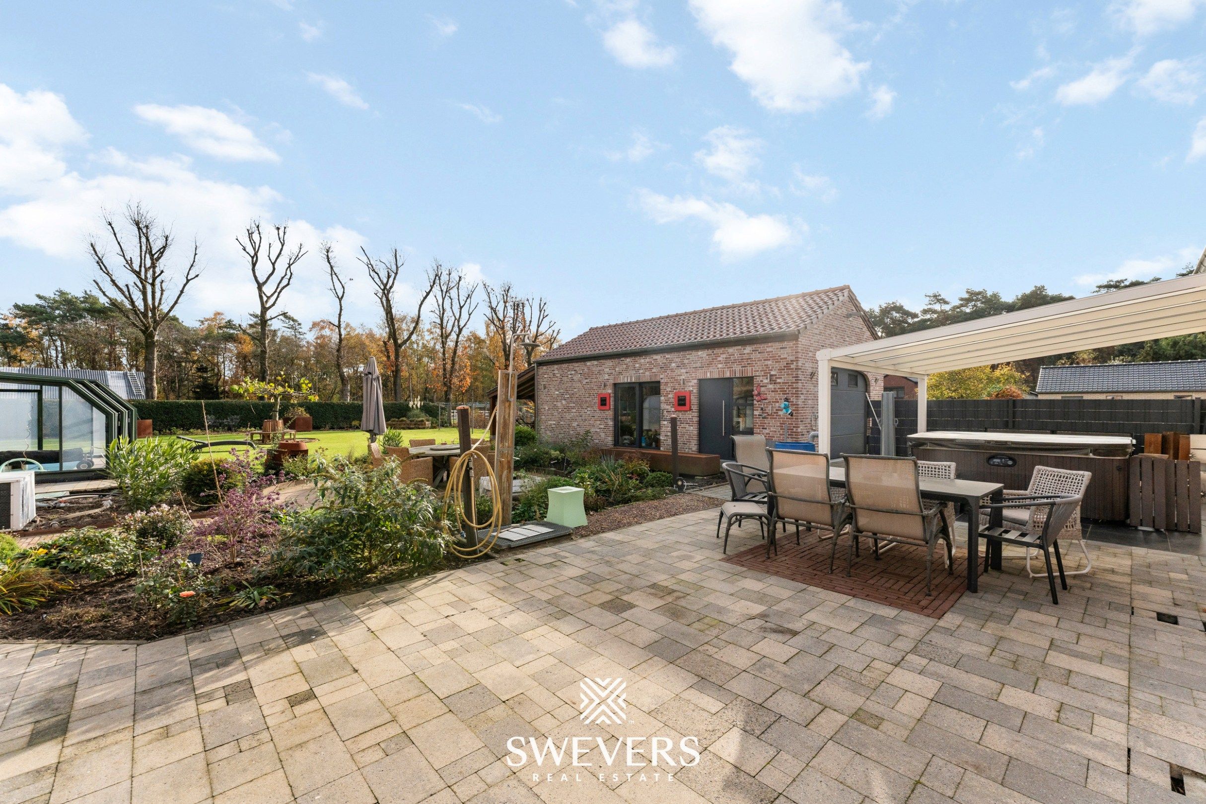 Instapklare Villa met Professionele Paardenaccommodatie:  foto 26