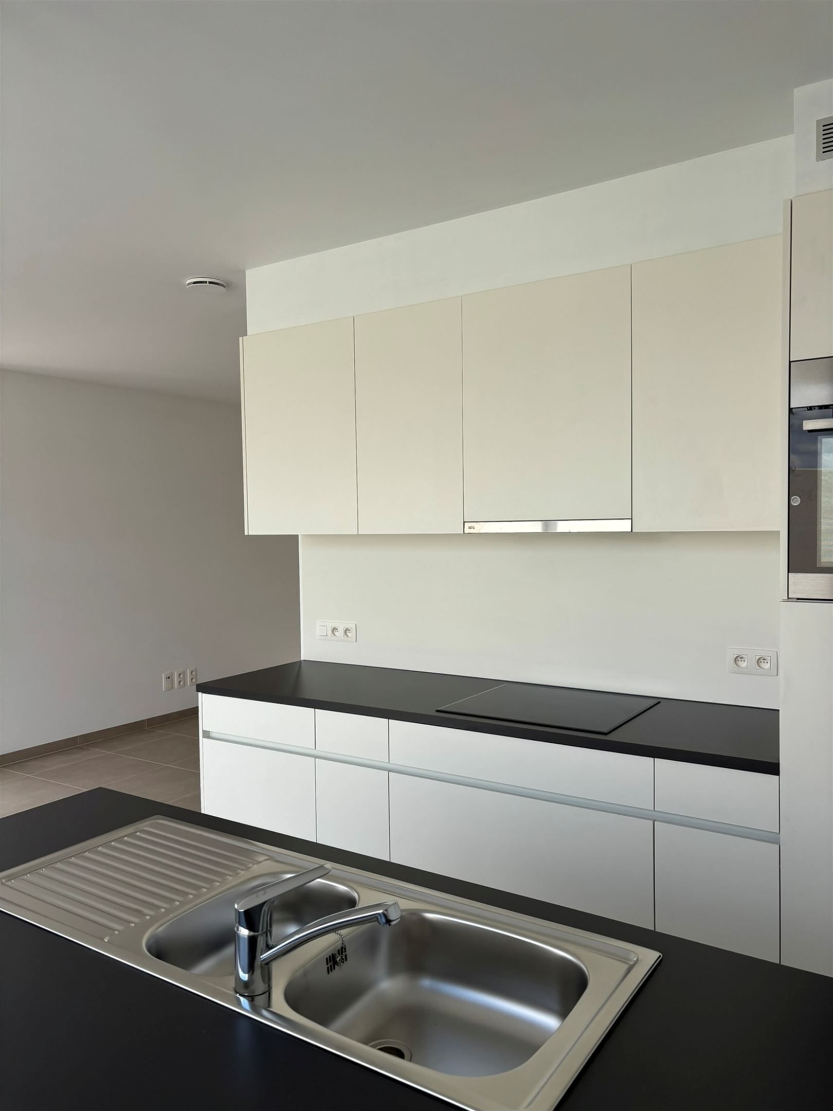 Bungalow met garage foto 6