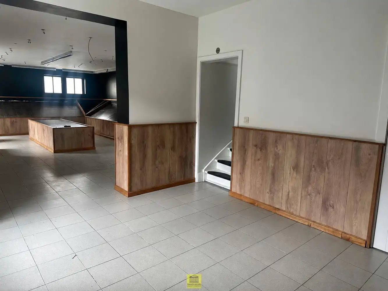 HANDELSPAND MET RUIM BOVENGELEGEN APPARTEMENT foto 11