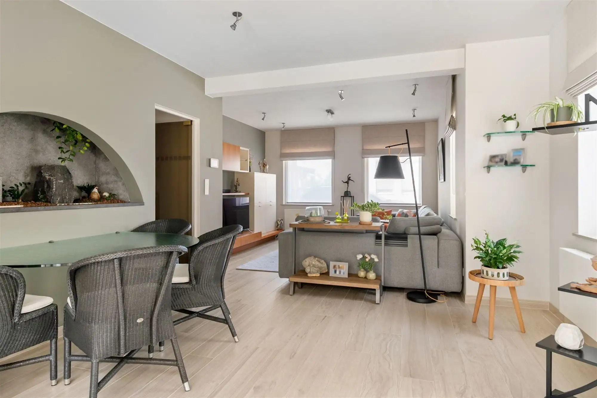 Verrassend ruime halfopen woning met 3 SLPK en bureel te Sint-Katelijne-Waver foto 3