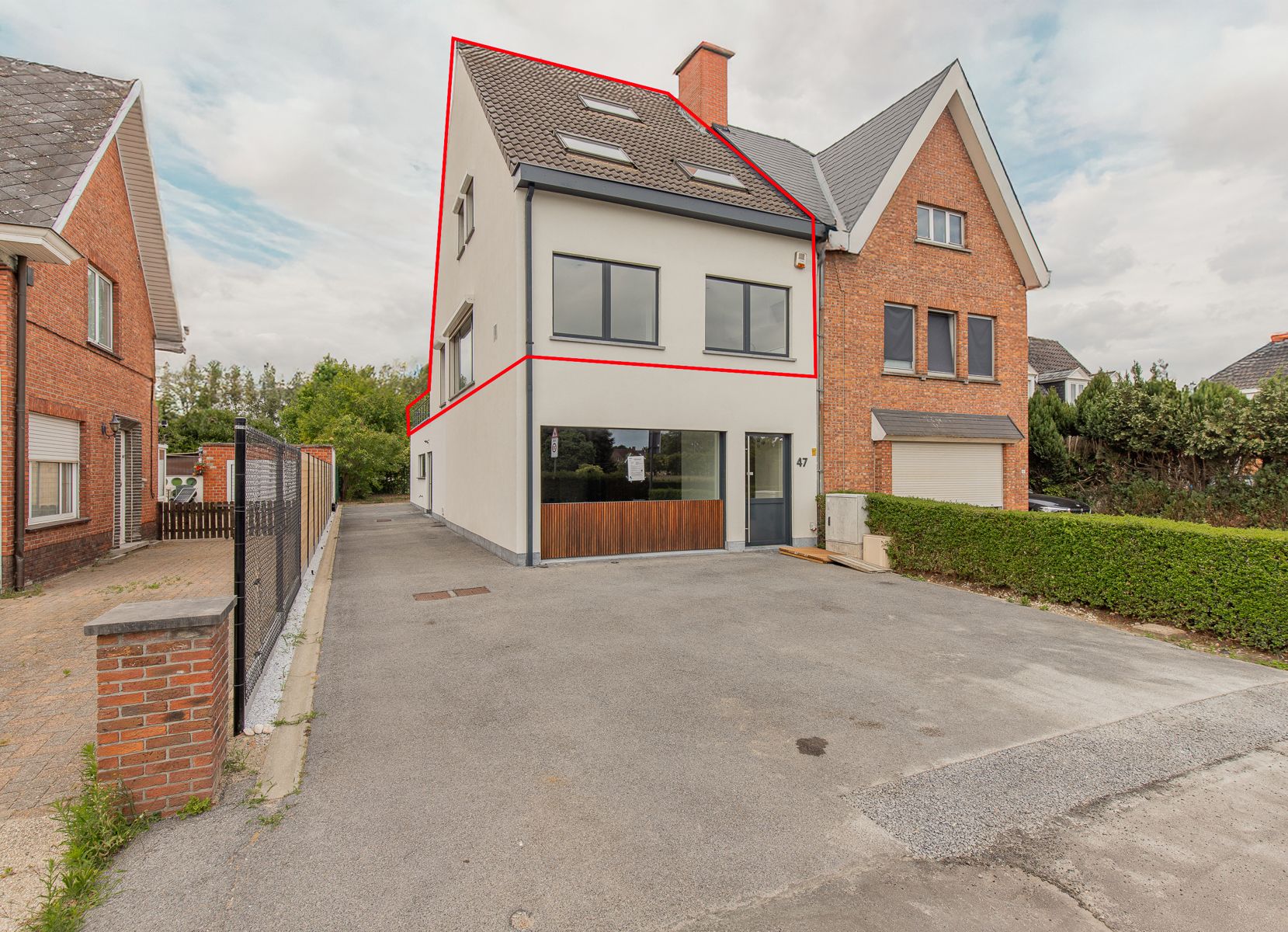 Goed gelegen appartement met ruim terras foto 2