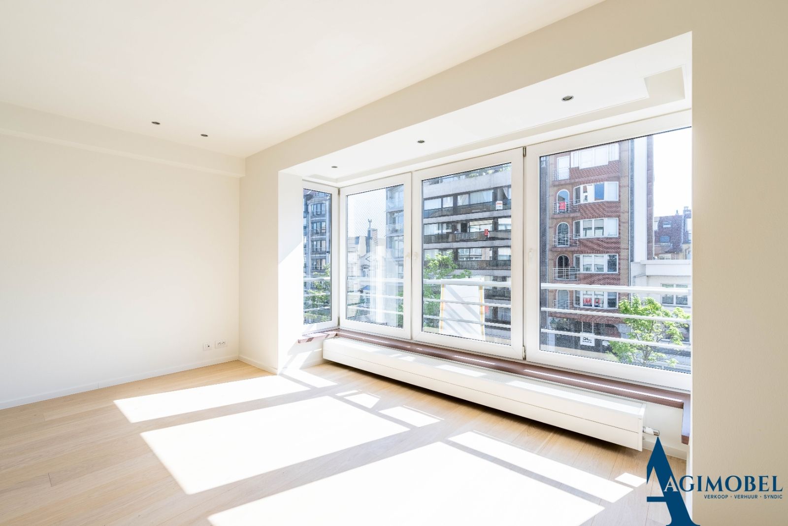 Een lichtrijk appartement gelegen in het centrum van Knokke op wandelafstand van de Zeedijk foto 10