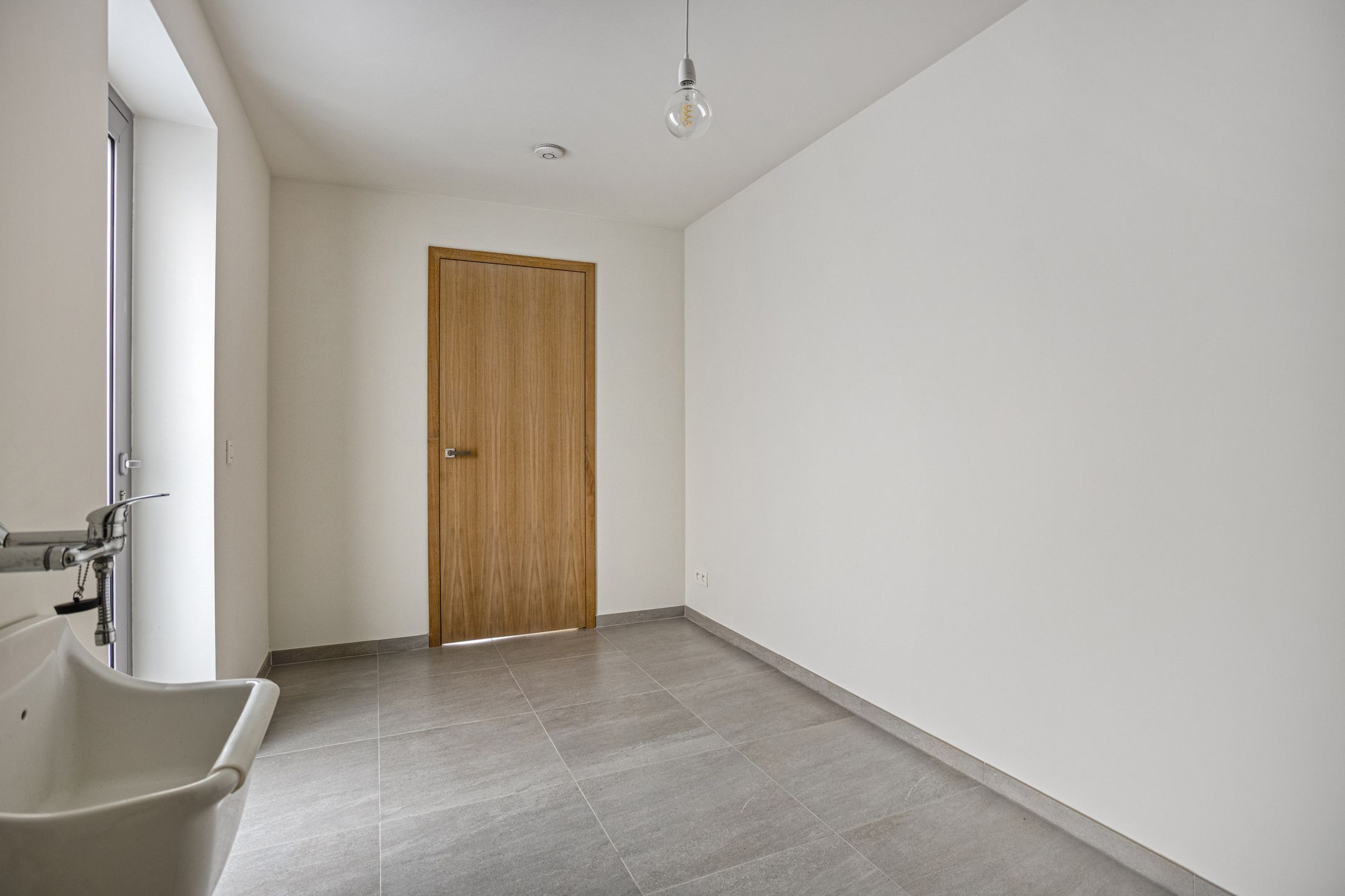 BEN woning met 4 slaapkamers, 2 badkamers, tuin & kelder foto 7