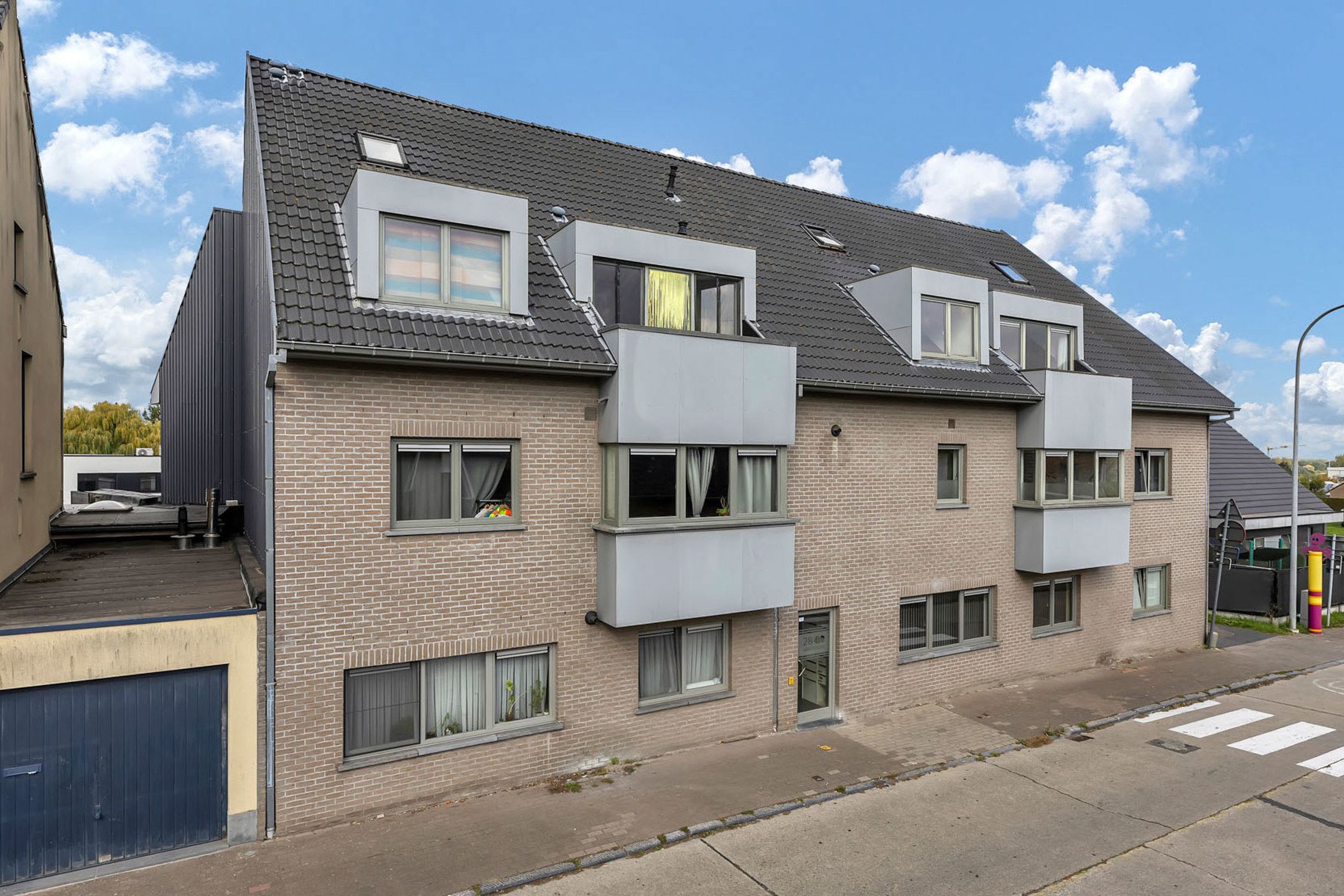 Energiezuinig app met staanplaats en groot terras foto 21