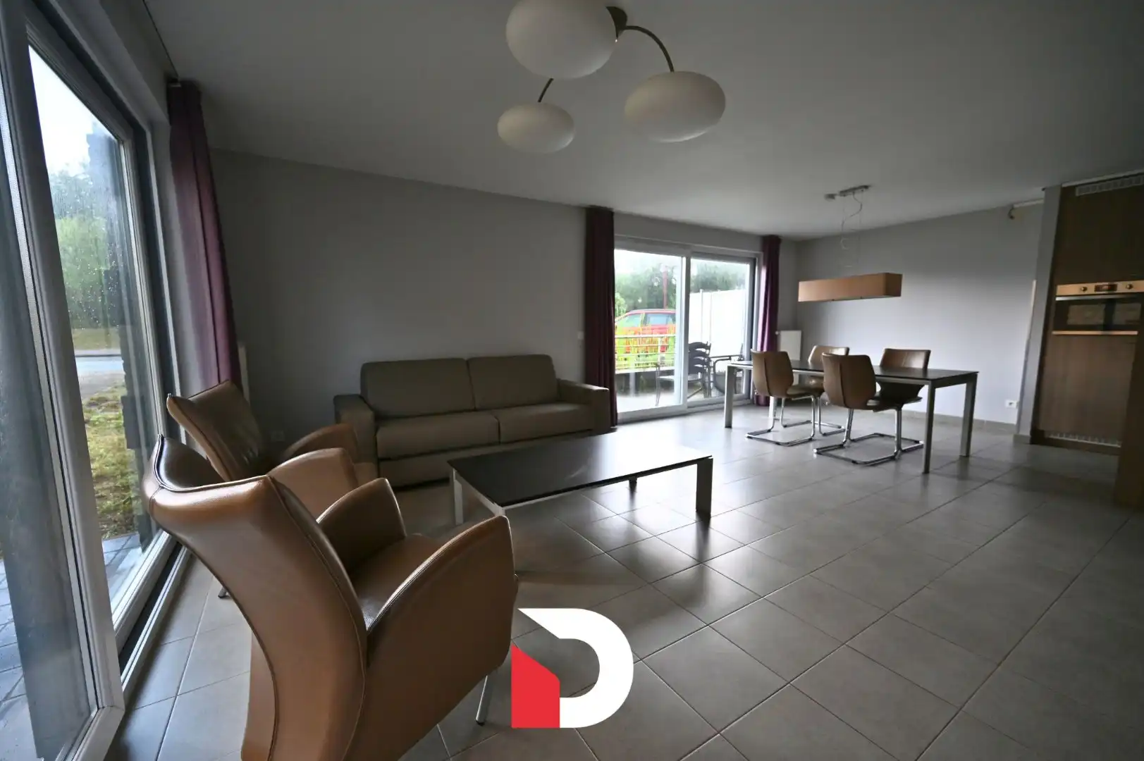 Instapklaar gelijkvloers 1-slaapkamerappartement met tuin en terras in De Haan foto 6