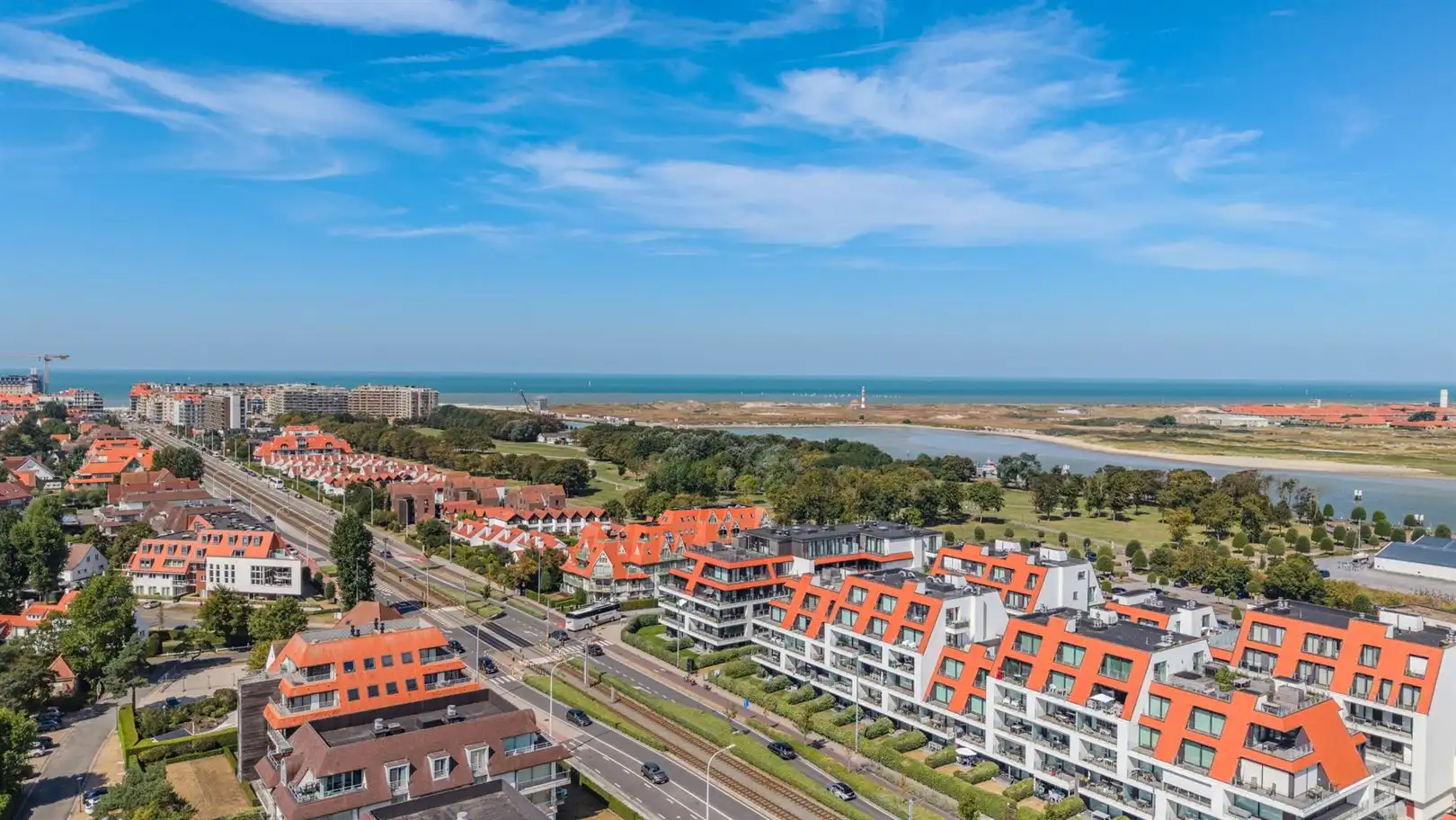 Prachtig gelegen gelijkvloers appartement met 2 slaapkamers foto 20