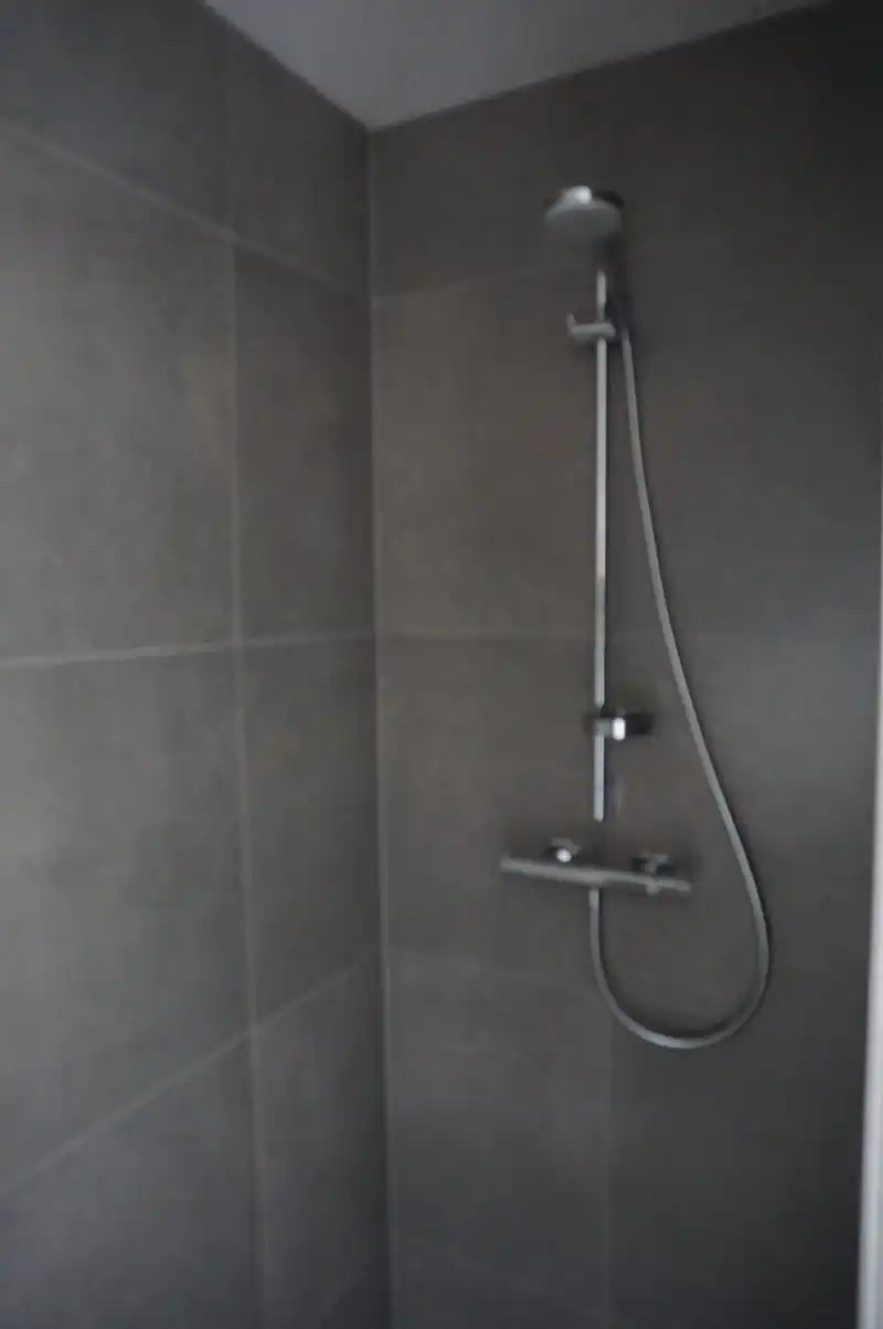 Recente nIeuwbouwwoning met 3 slk en carport foto 8