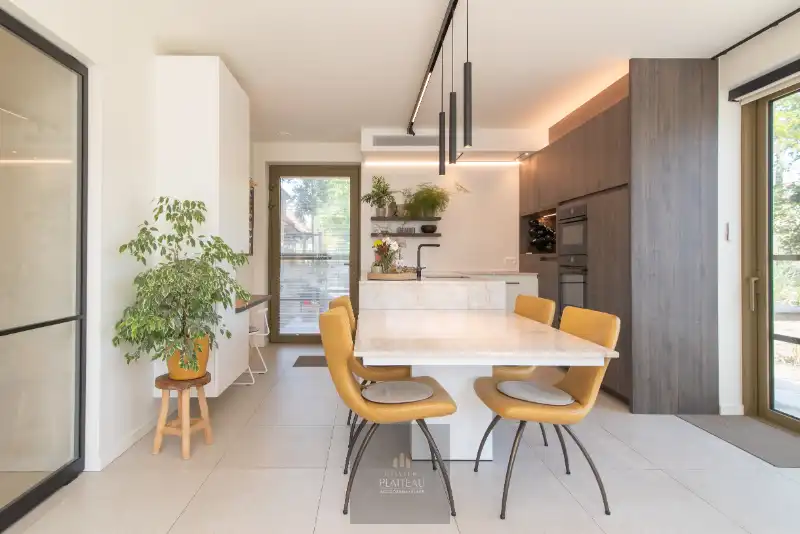 Instapklaar recent luxe-appartement met 2 slpk en grote terrassen. foto 7