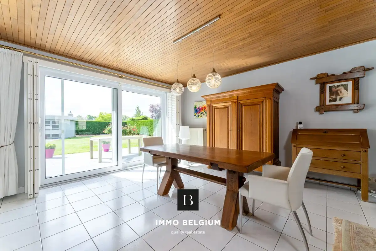 Verzorgde vrijstaande villa met ruime tuin en EPC-label B. foto 4