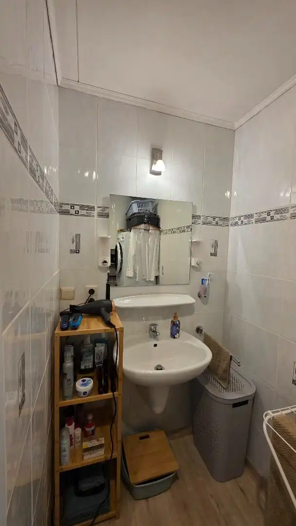 GELIJKVLOERSE WONING MET 1 SLPK TE TREMELO foto 11