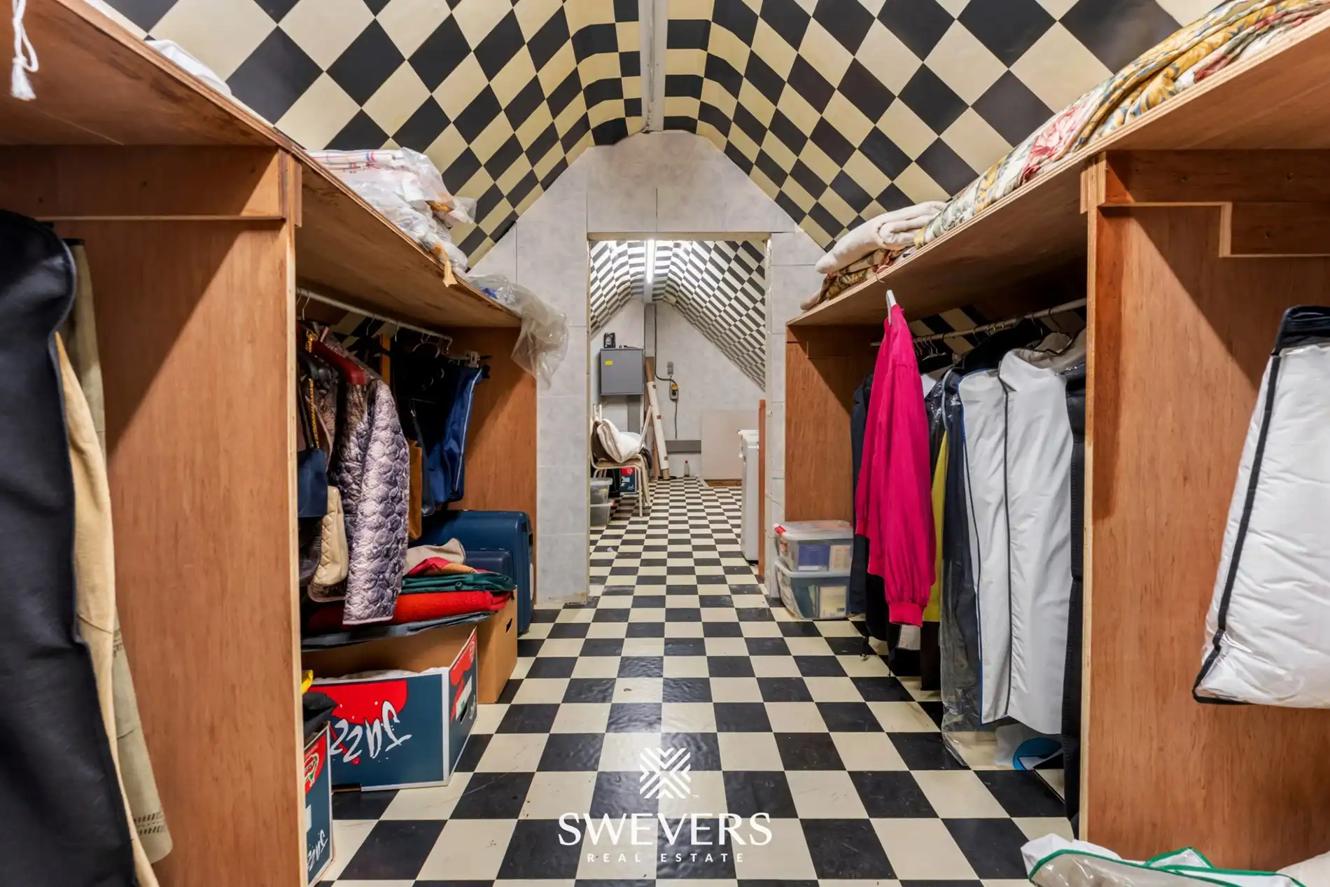 Hoogwaardig appartement met private lift en zolder in hartje Borgloon foto 17