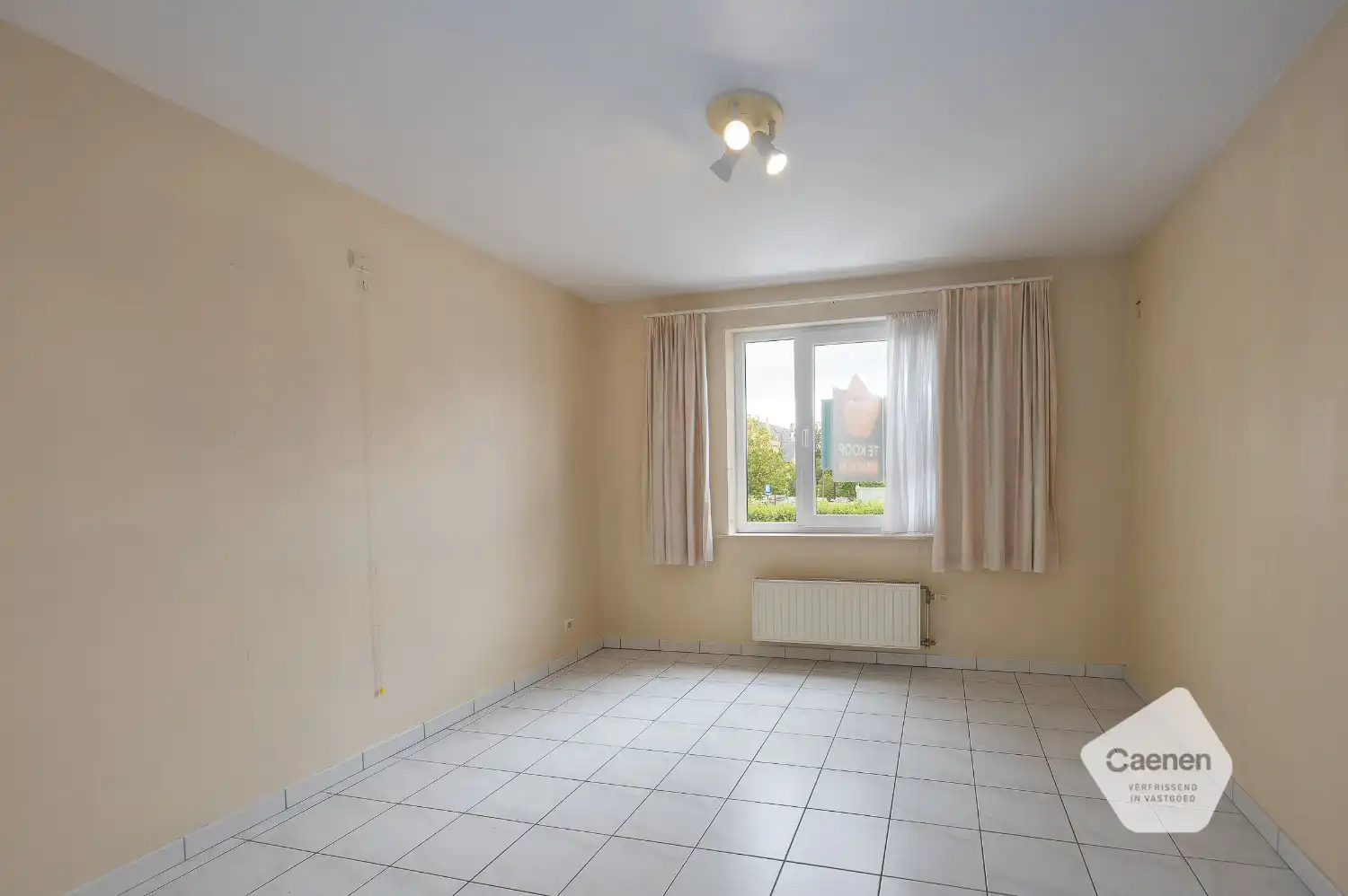Ruim woonappartement met zongericht, groot terras foto 6