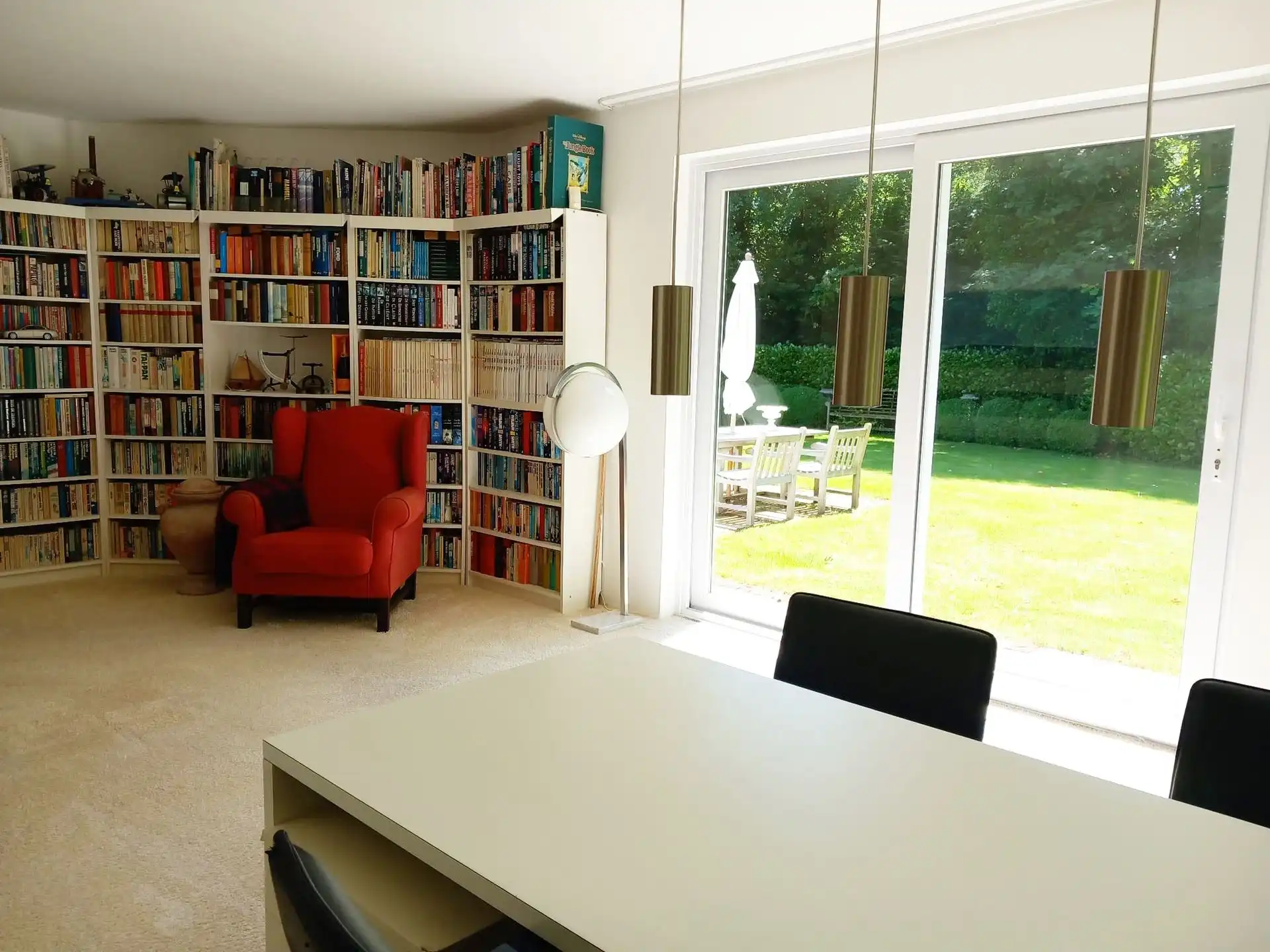 Vrijstaande villa op toplocatie aan de Zilverkust in Lanaken foto 21