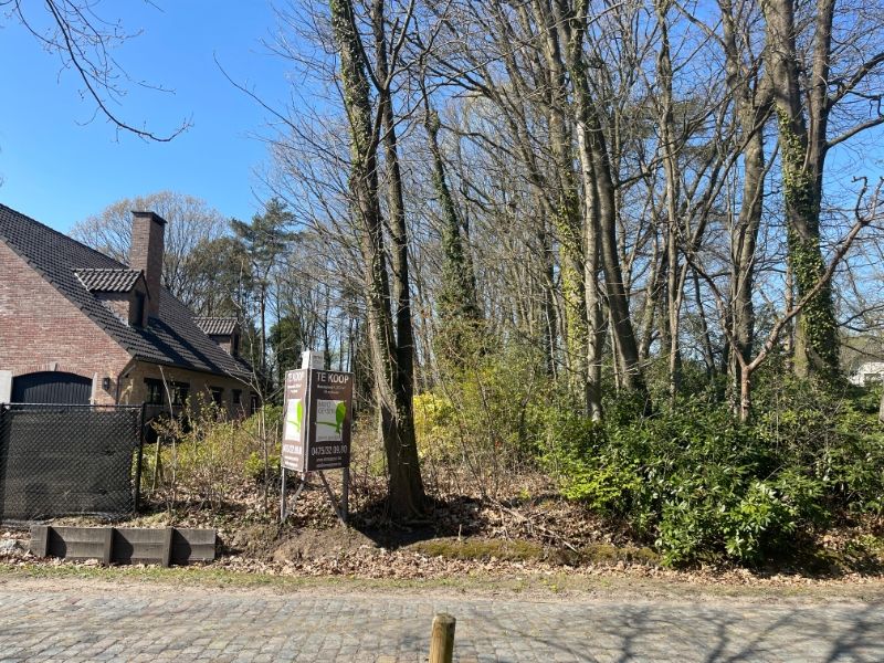 BOUWGROND - Durentijdlei 10 te Brasschaat foto {{pictureIndex}}