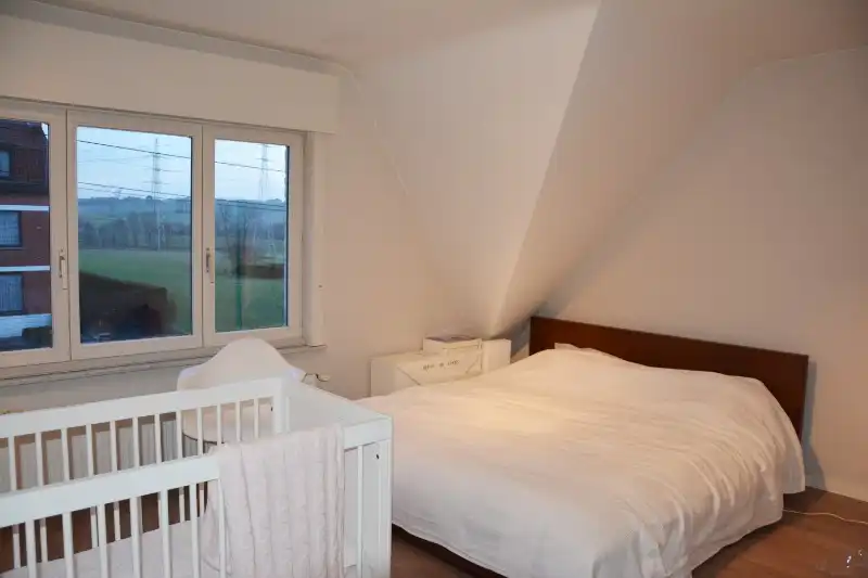 Karaktervolle halfopen woning te huur in centrum van Anzegem foto 10