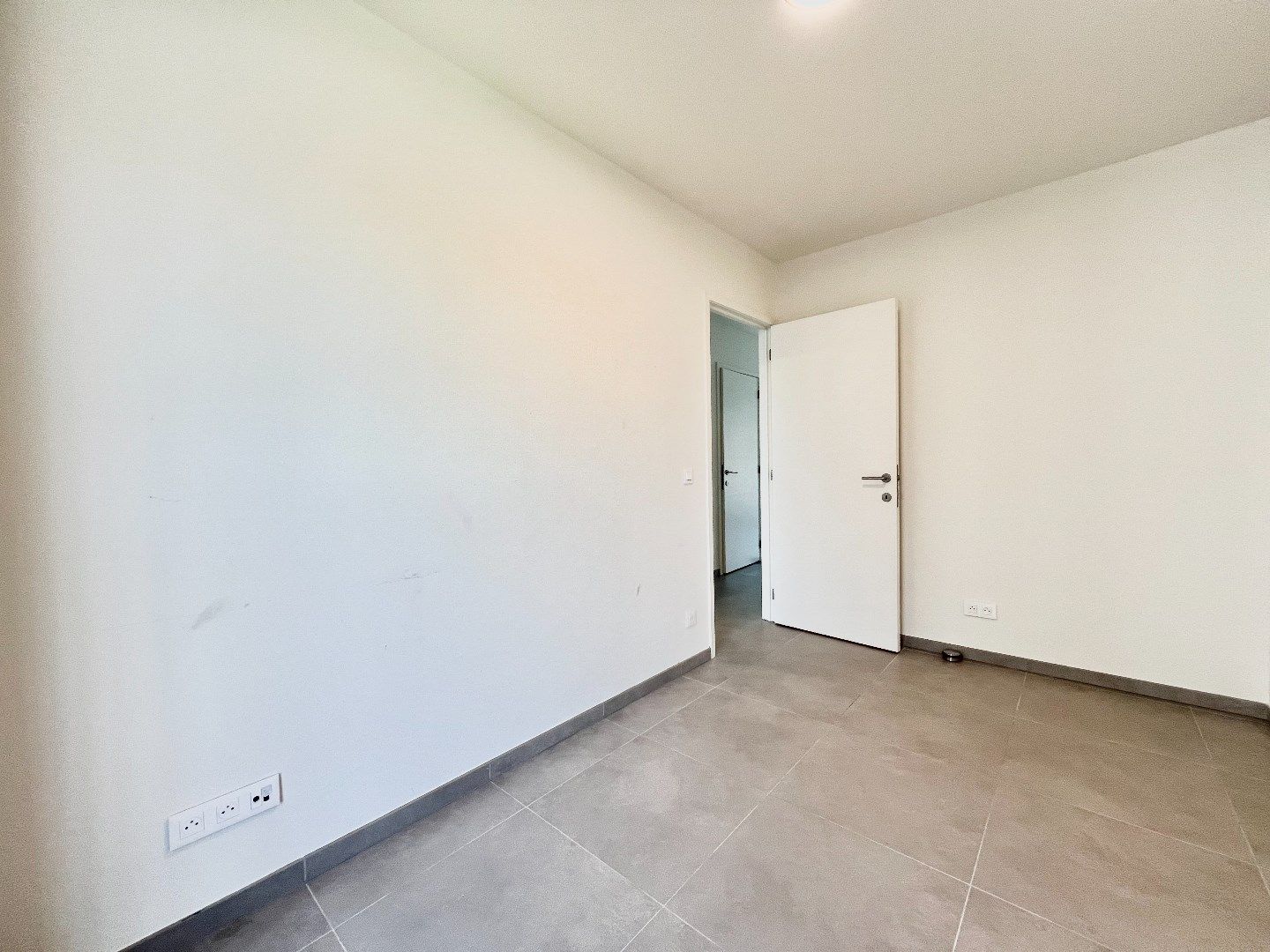 Nieuwbouw 2 slpk app met terras en autostaanplaats foto 17