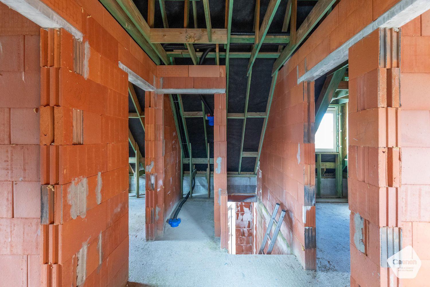 Landelijke nieuwbouwwoning met zuid-west gerichte tuin foto 12