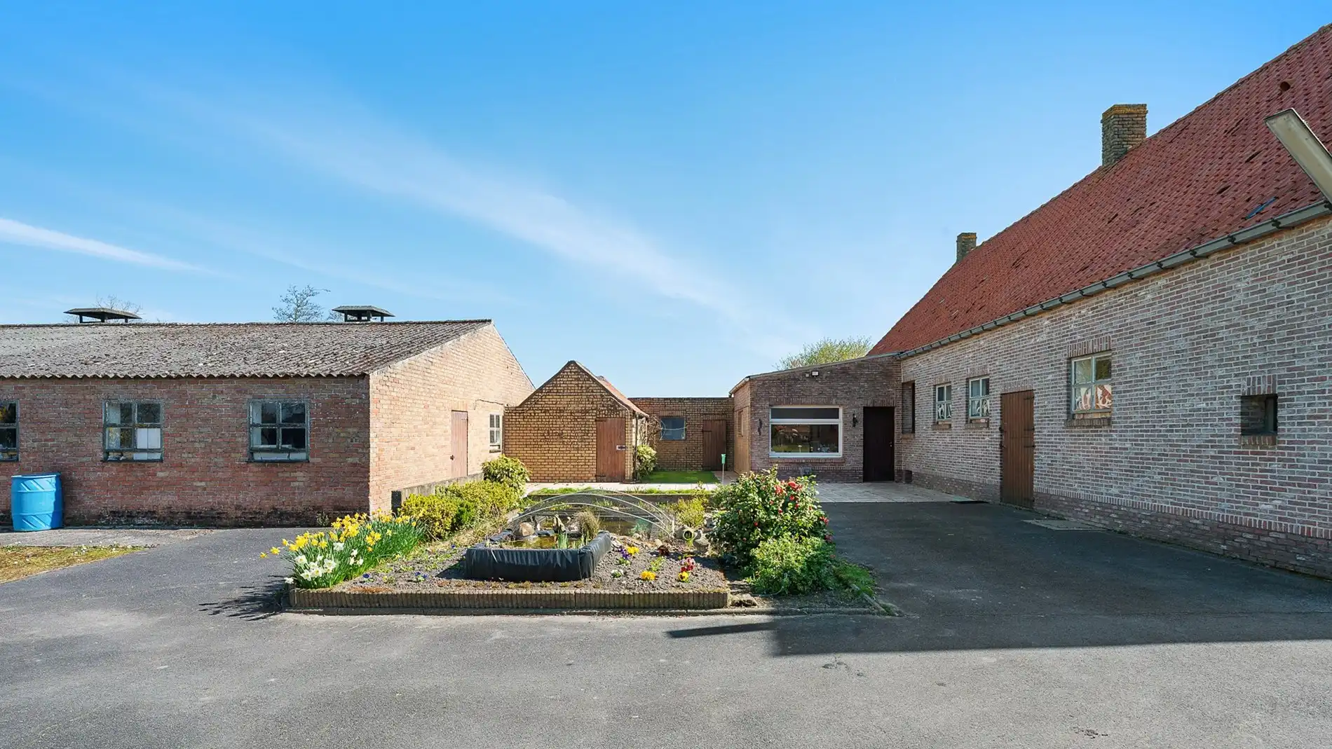 Hoeve schitterend gelegen te Damme foto 10