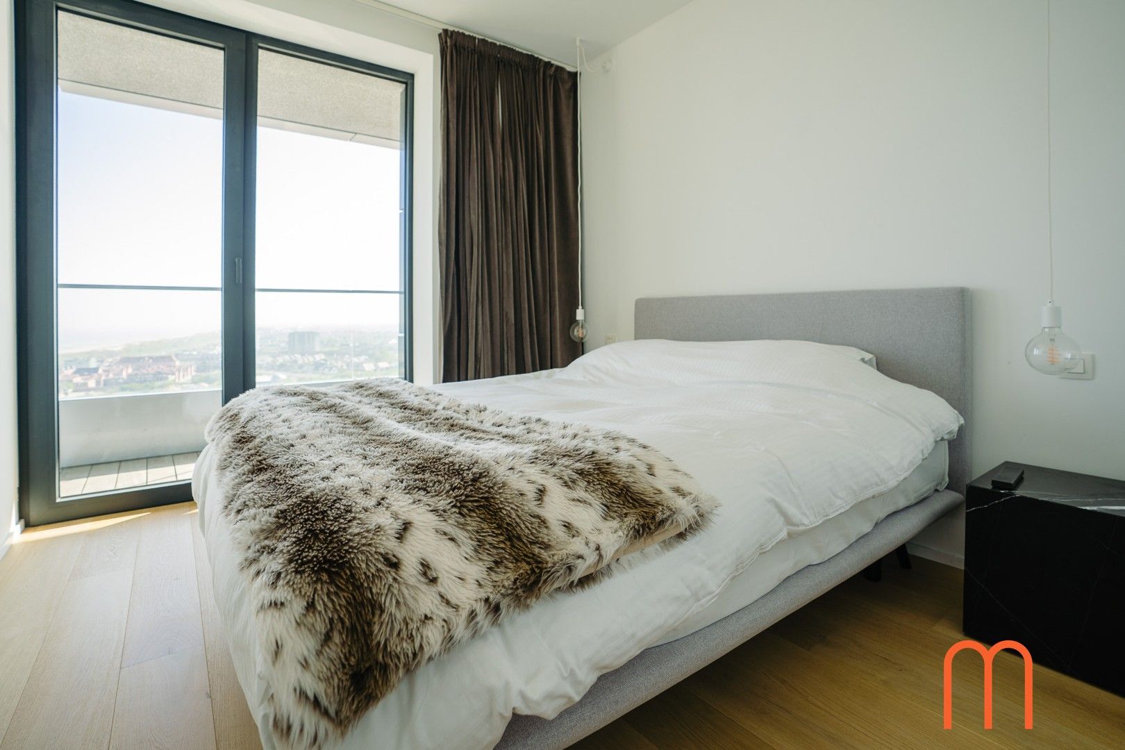 Stijlvol appartement met adembenemend zeezicht in residentie Ensor Tower. foto 12