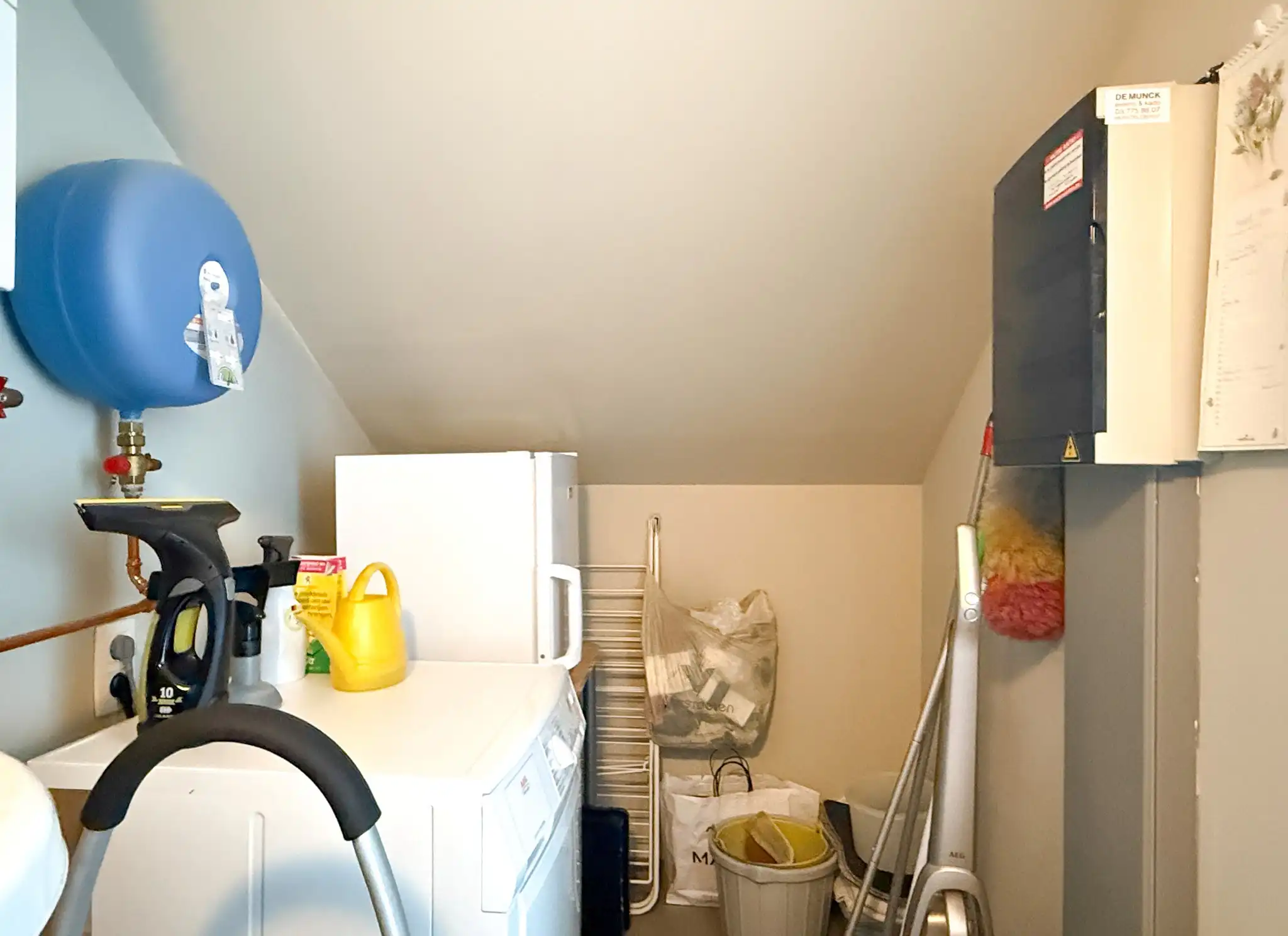 Duplexappartement met 2 slaapkamers op de Grote Markt van Beveren foto 9