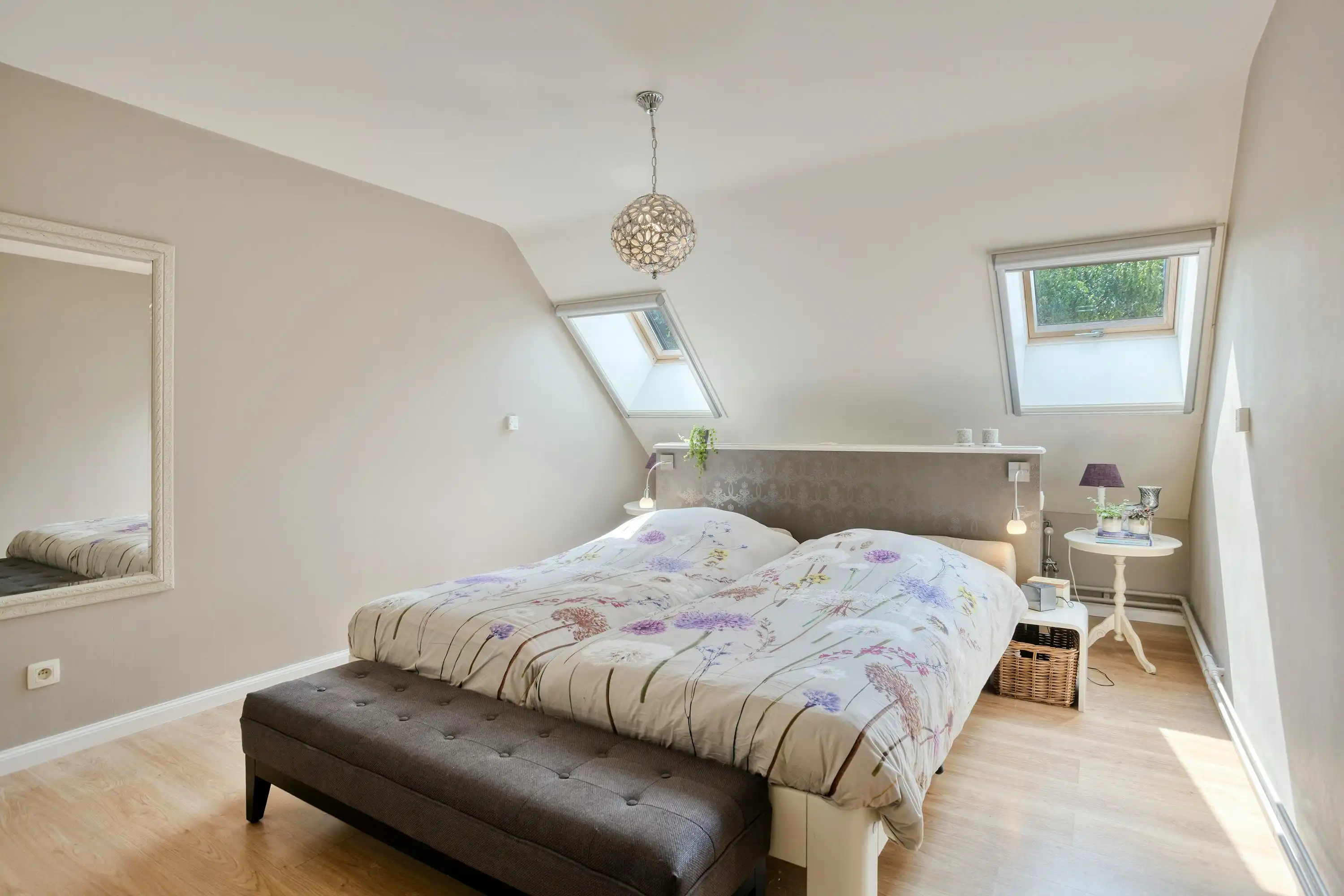 Instapklare gezinswoning met 4 slaapkamers en tuin te Kuringen foto 19