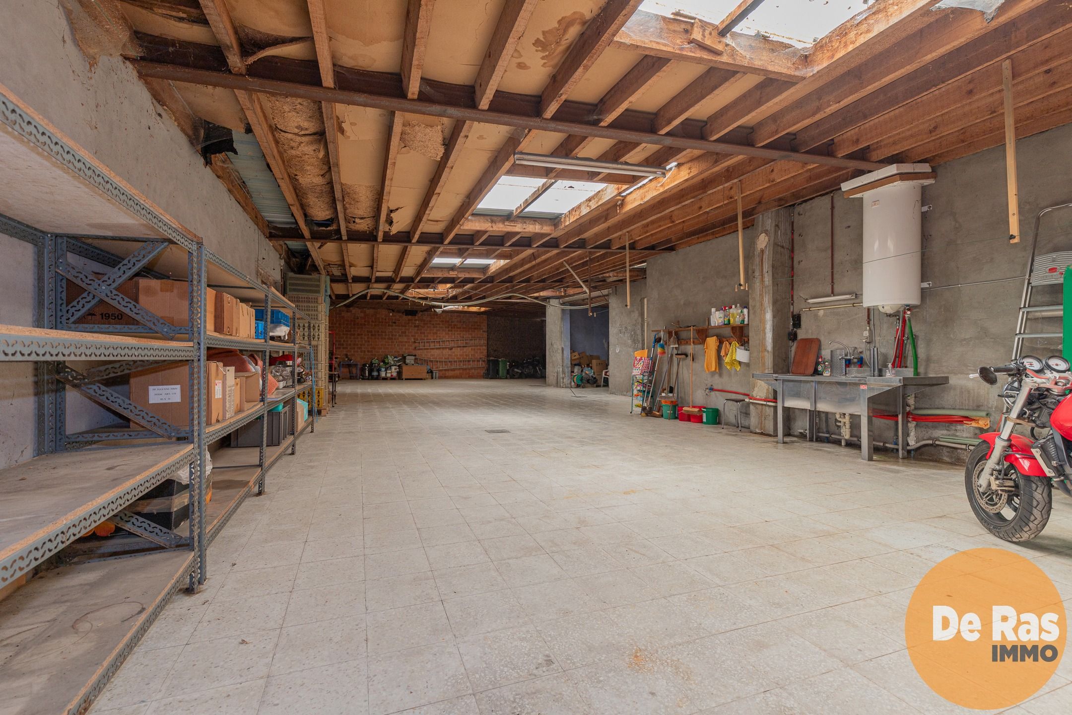 ST-L-ESSE - Ruime burgerwoning met achterliggende ateliers foto 19