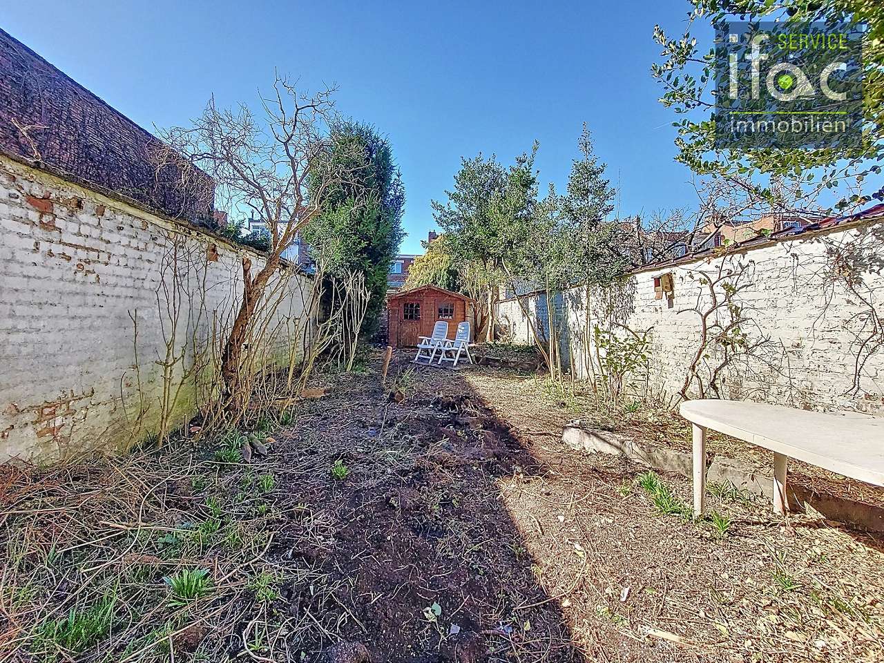 Rijhuis te koop foto 11