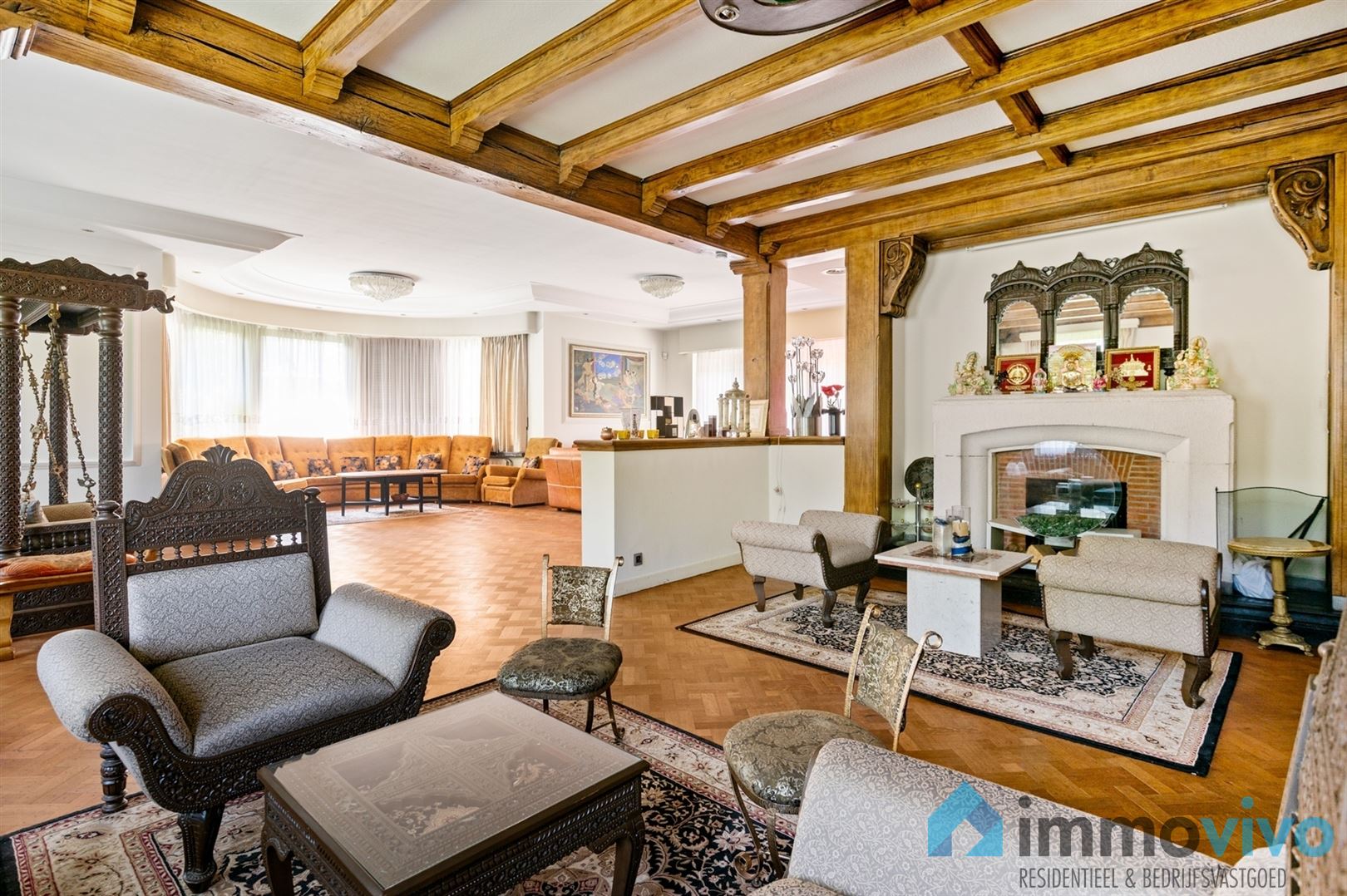 Karaktervolle rietgedekte villa op 1.120 m² met 5 slaapkamers en badkamers (475 m² bewoonbaar!) foto 7