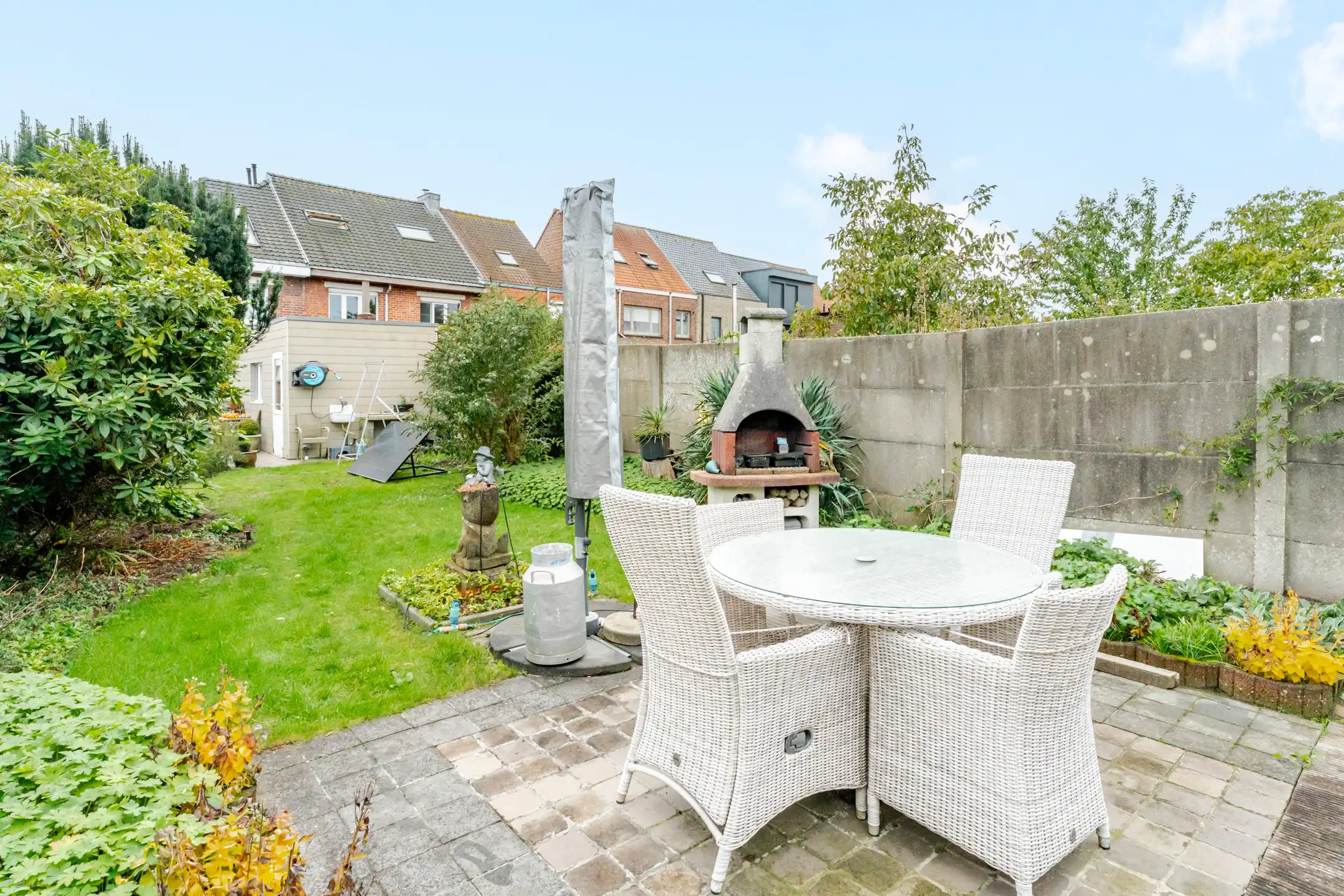 Halfopen bebouwing met 3 slpks en ruime tuin te Assebroek foto 25