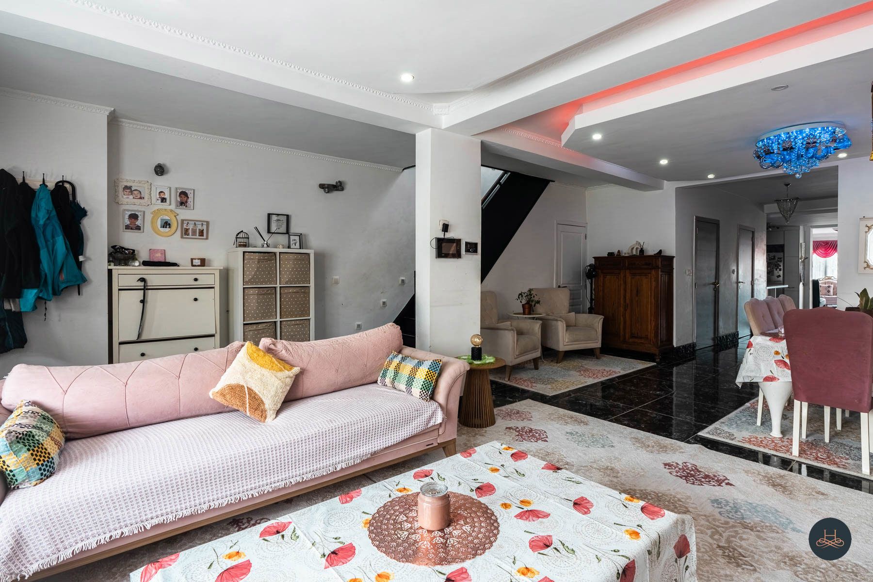 Comfortabele ruime gezinswoning met strategische ligging foto 6