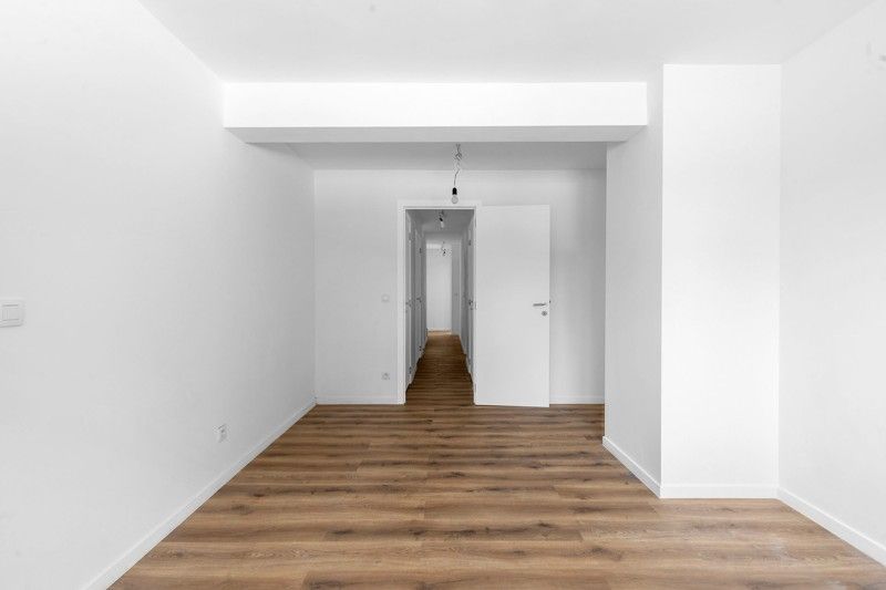 Volledig gerenoveerde woning met 3 slaapkamers, tuin, terras en parkeerplaats TE KOOP in Beveren-Leie! foto 9